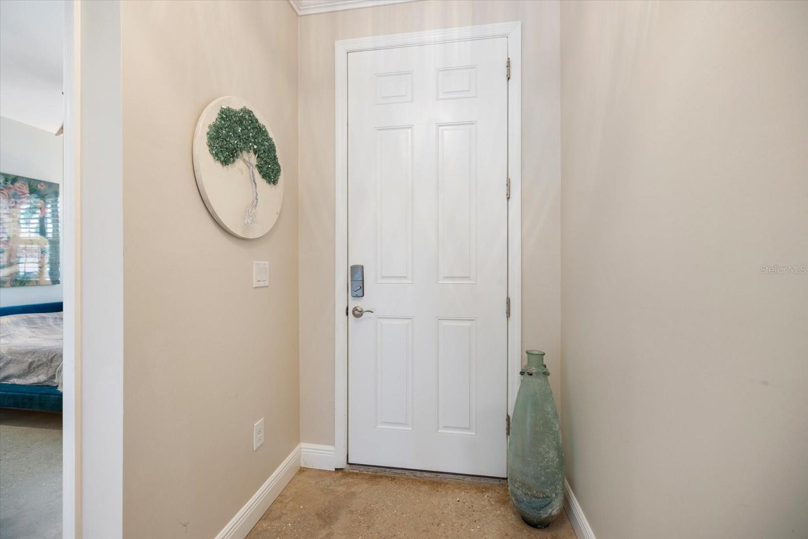 Listing Image #18