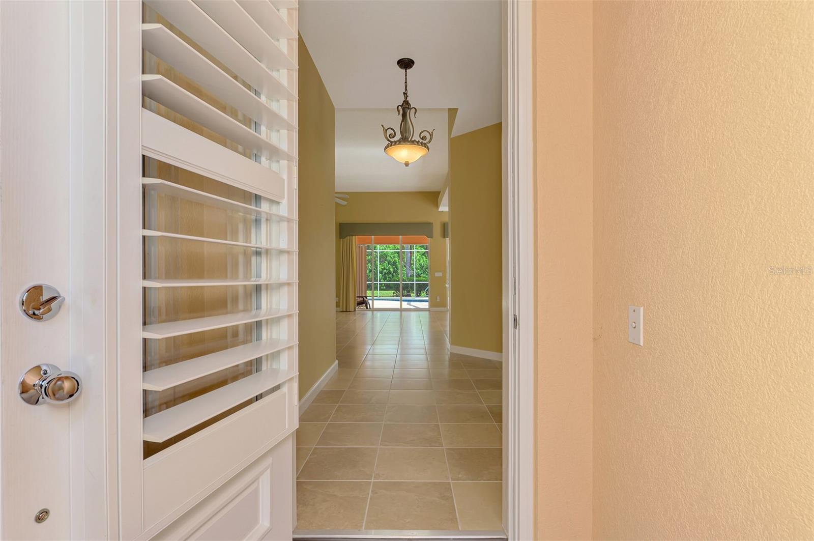 Listing Image #4