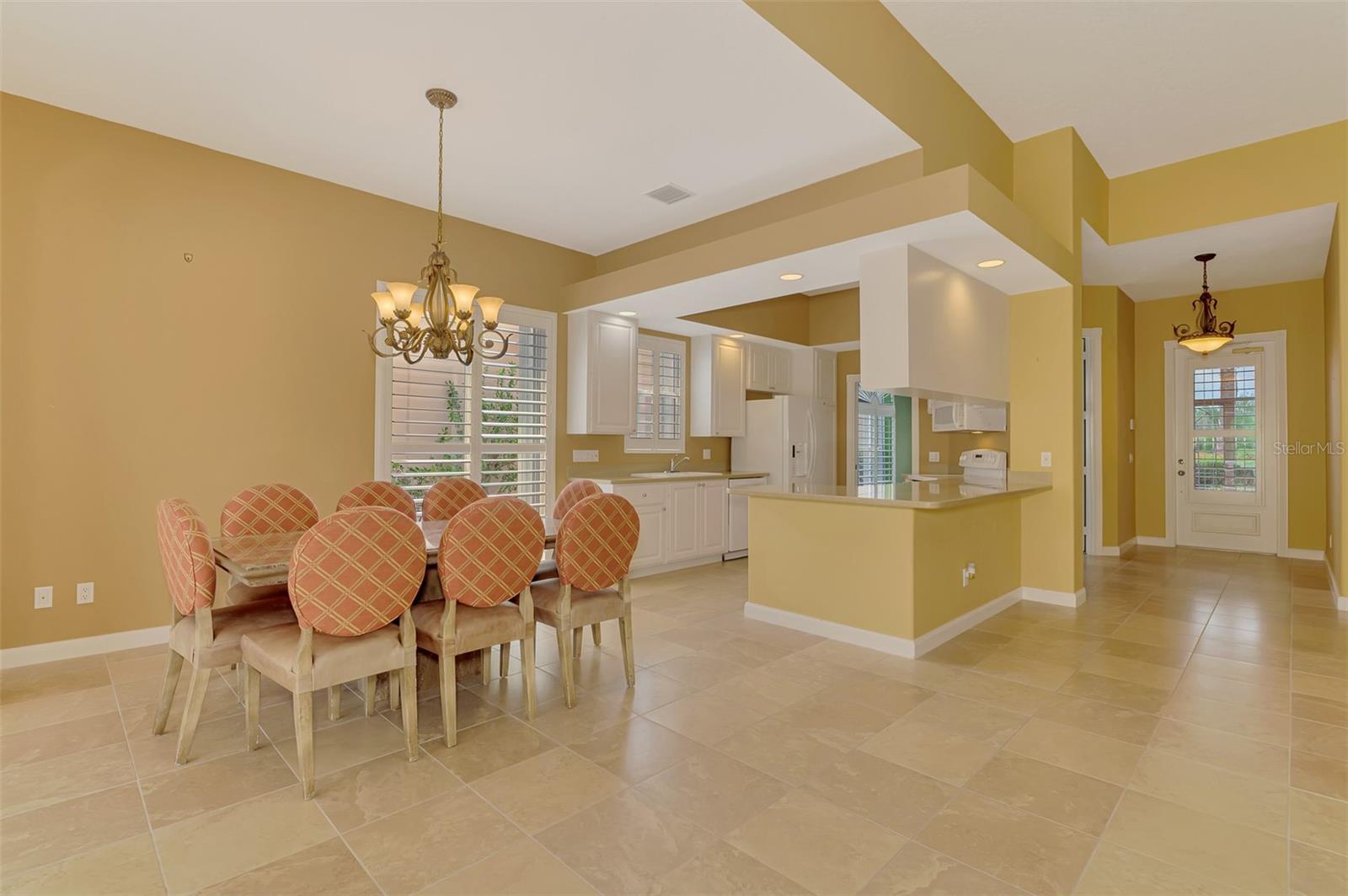 Listing Image #13