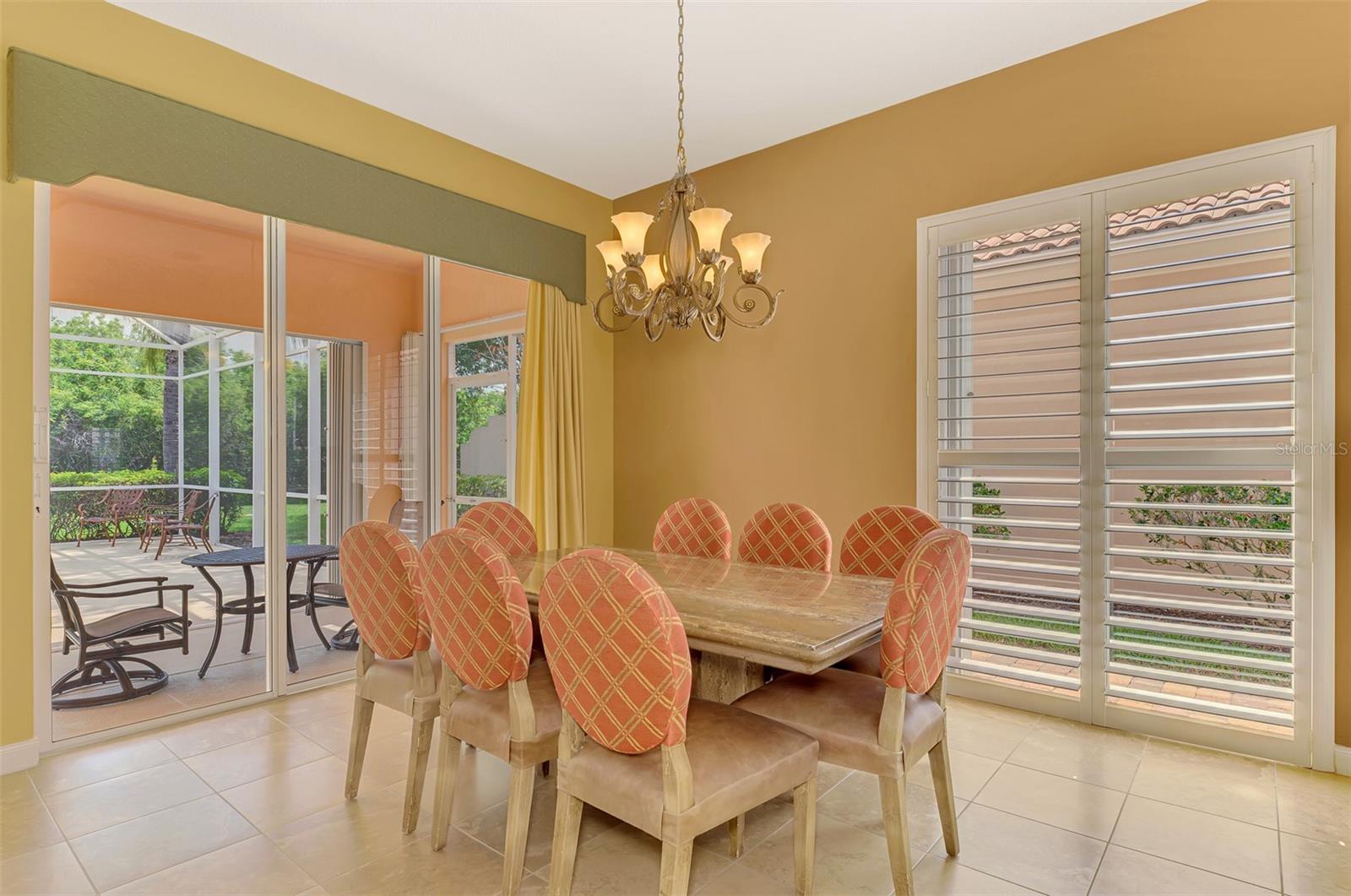 Listing Image #15