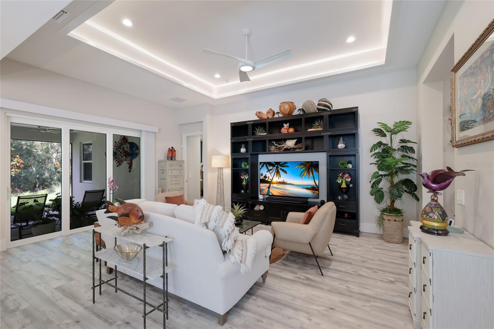 Listing Image #3