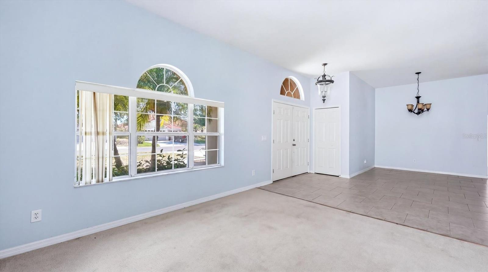 Listing Image #10