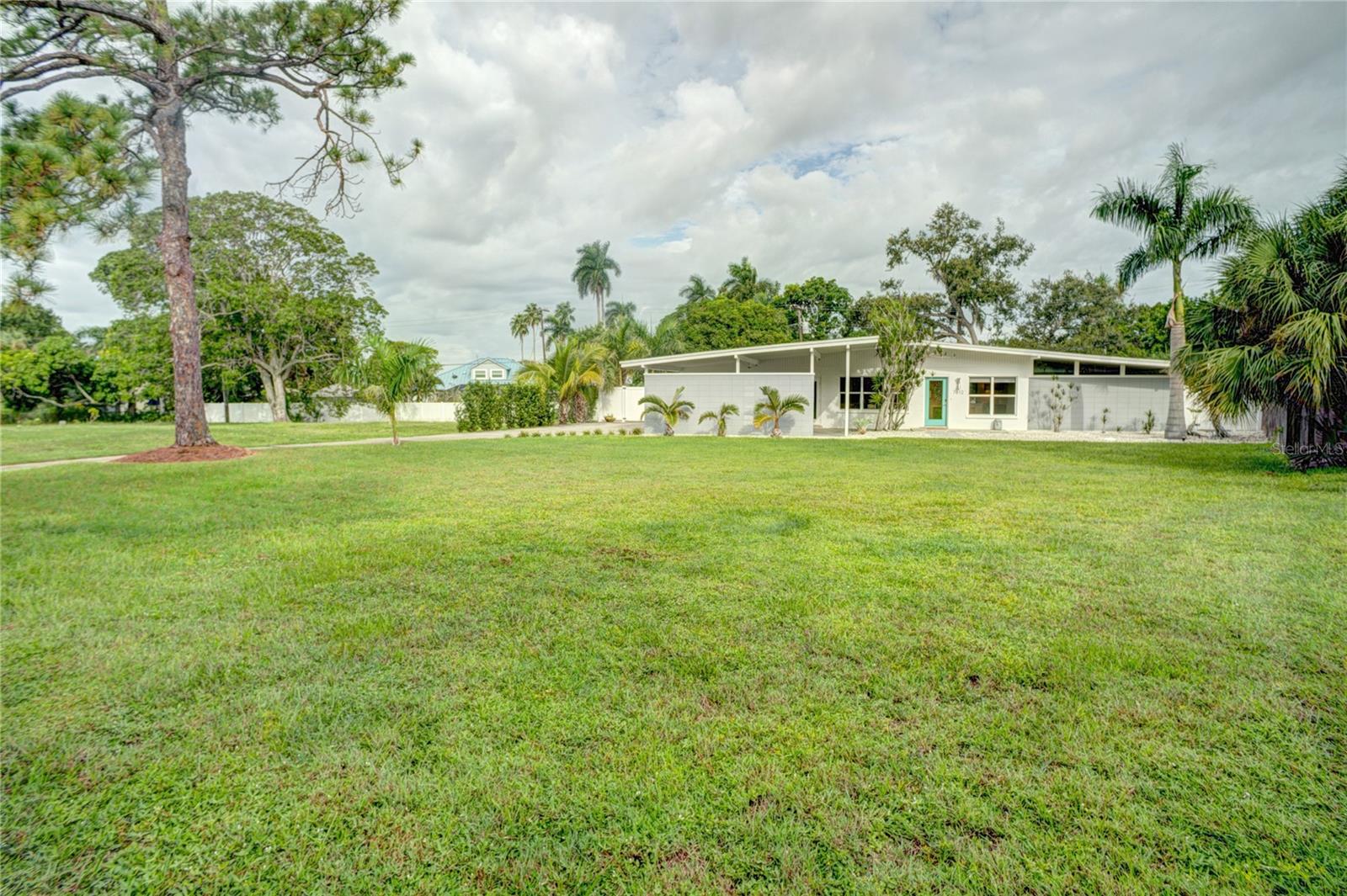 Listing Image #4