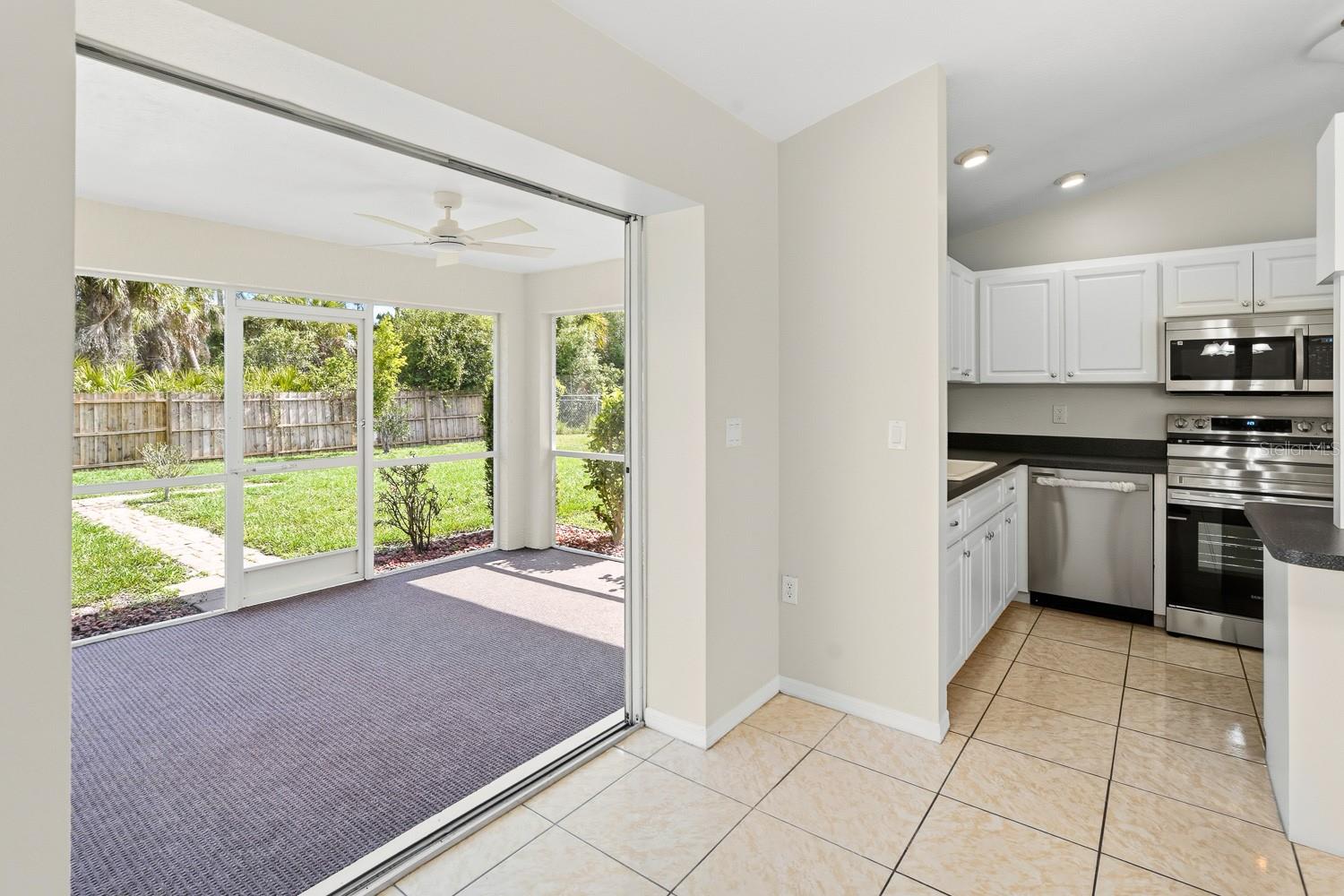 Listing Image #7