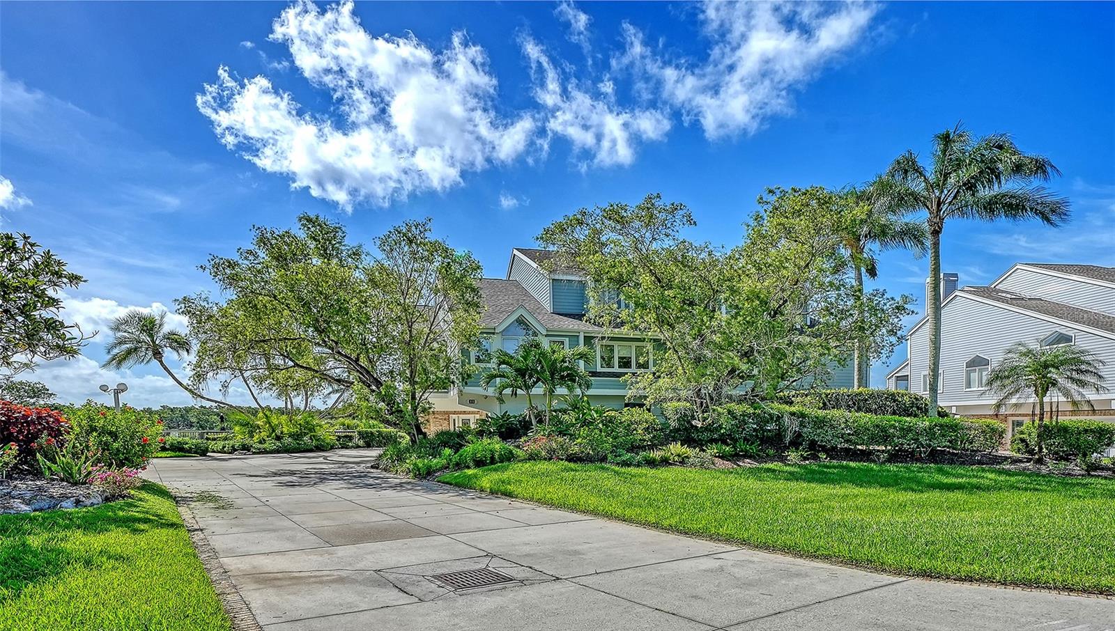 Listing Image #8