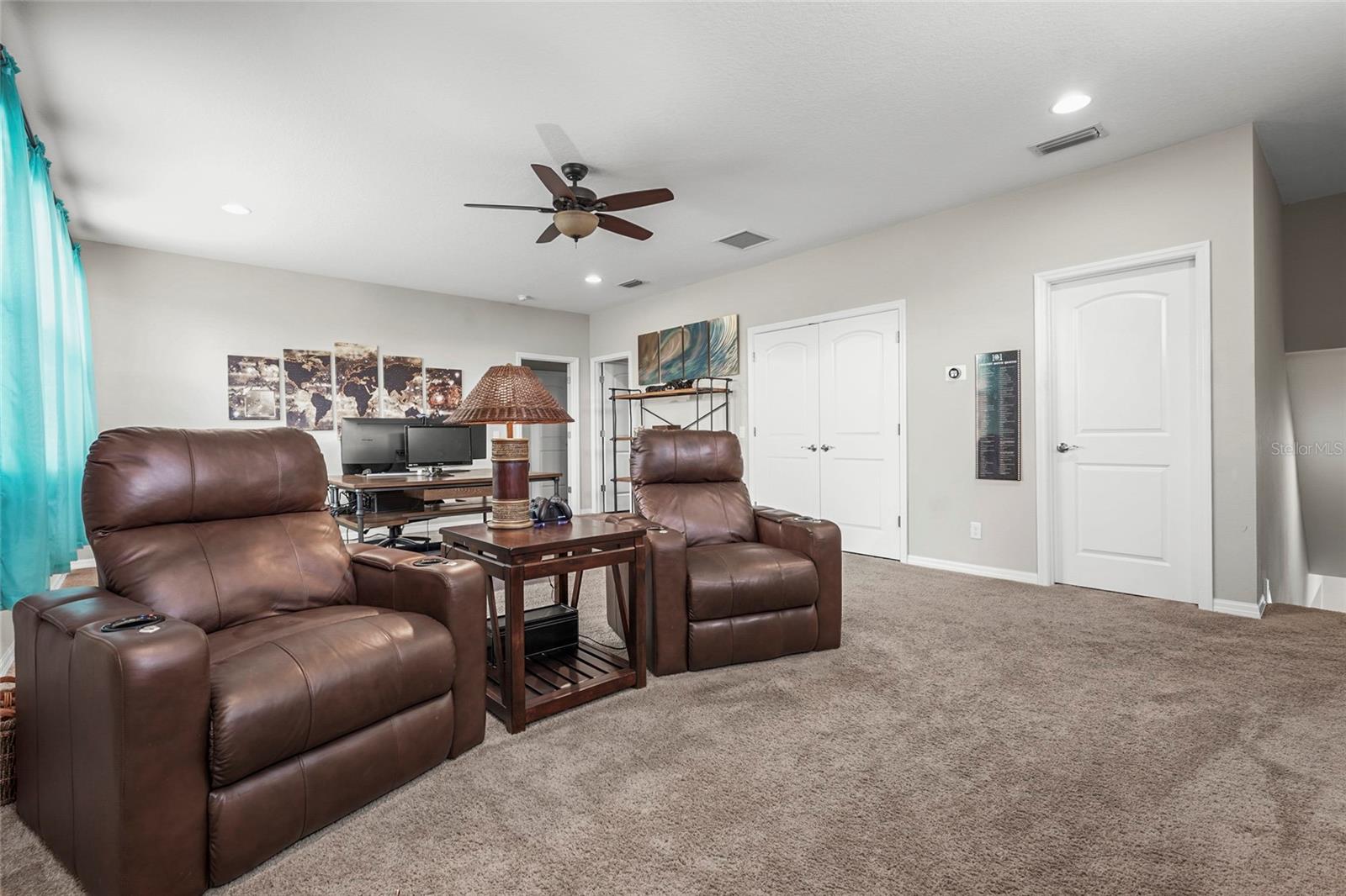 Listing Image #33