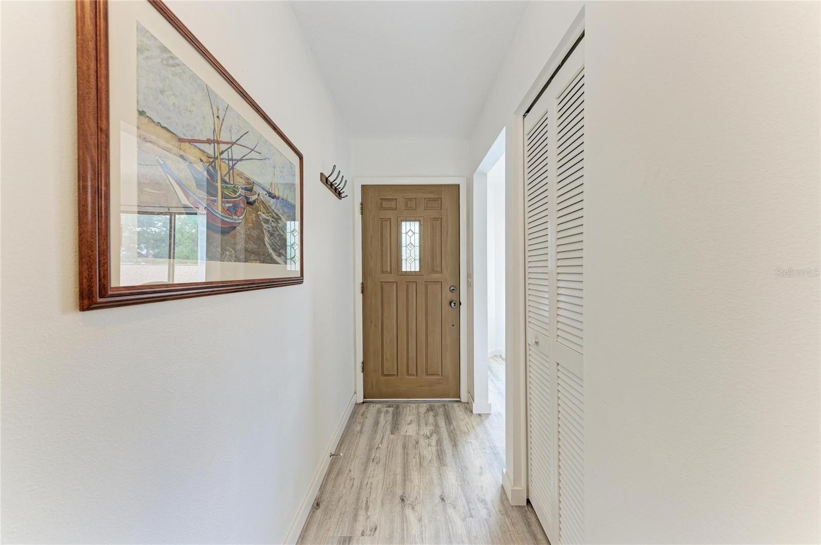 Listing Image #10