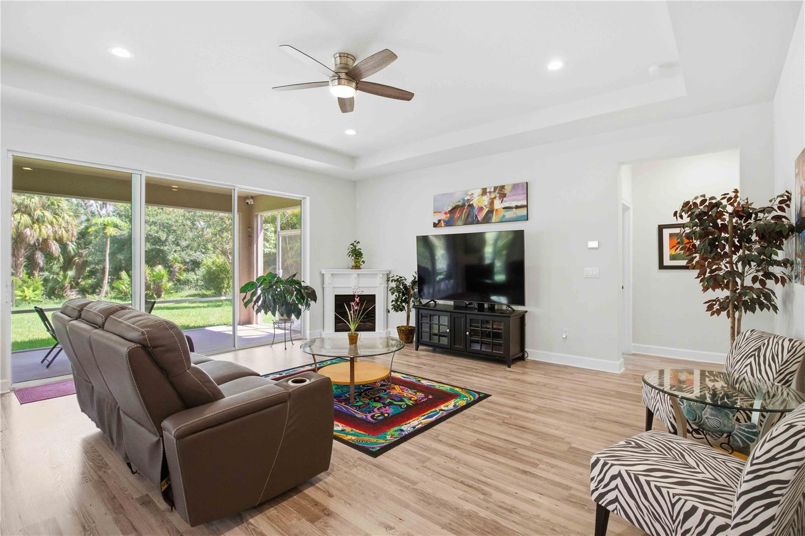 Listing Image #4