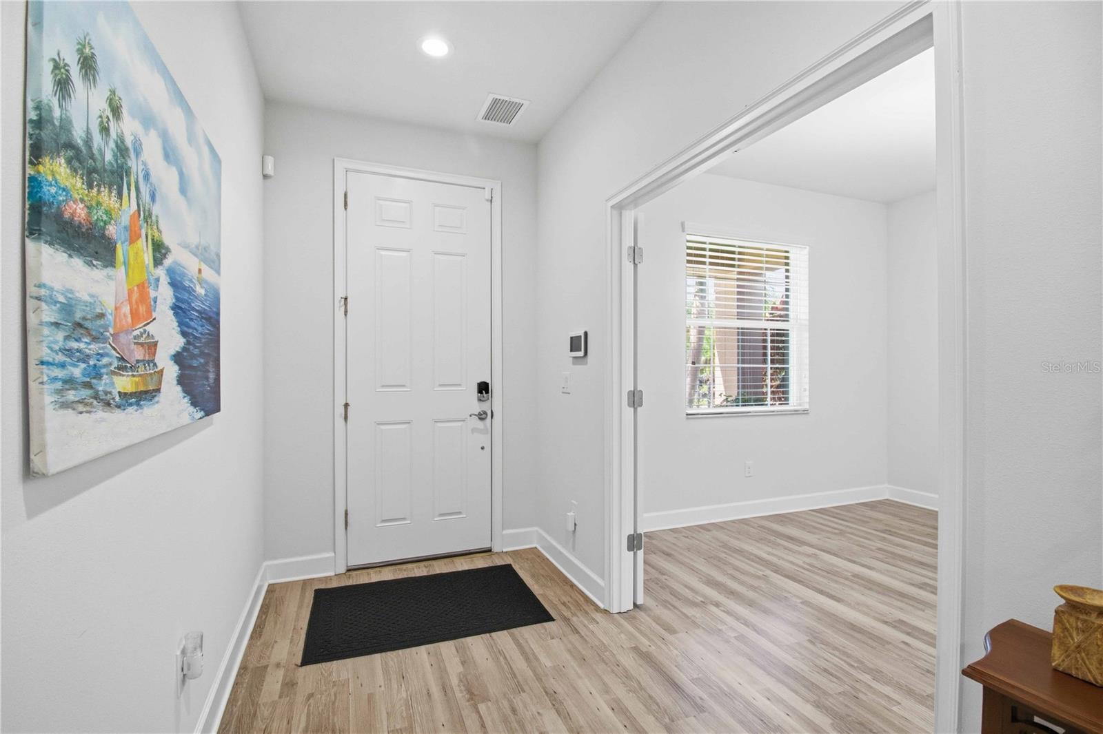 Listing Image #5
