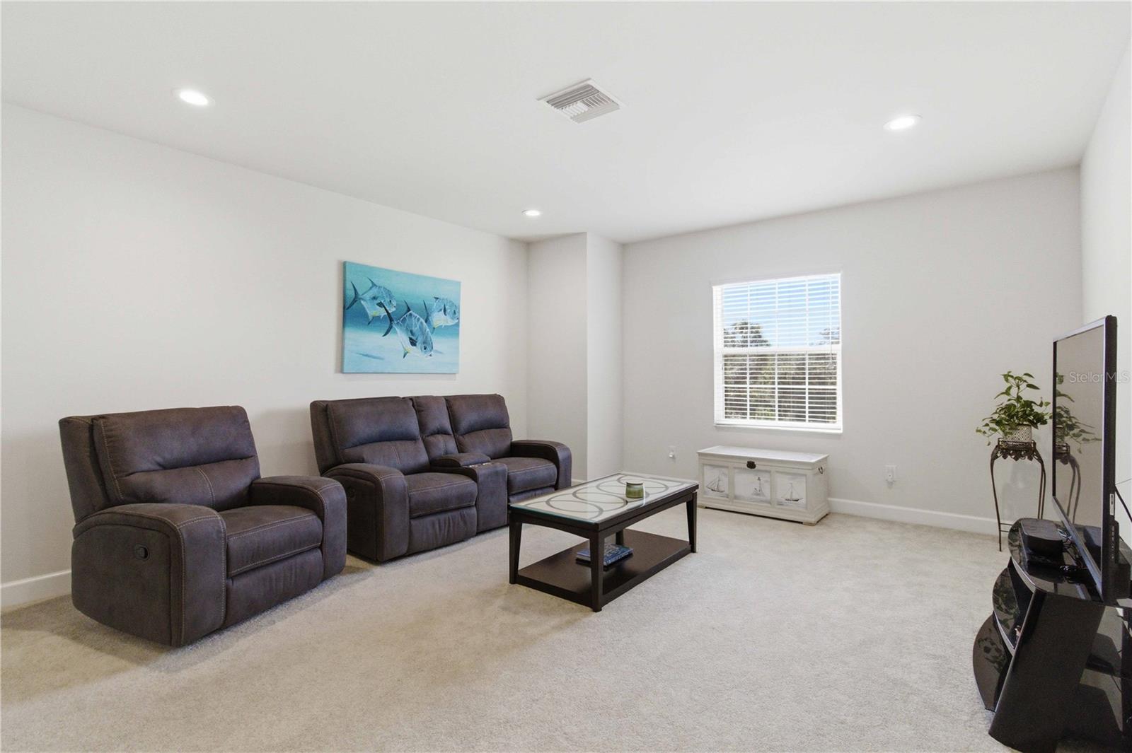 Listing Image #43