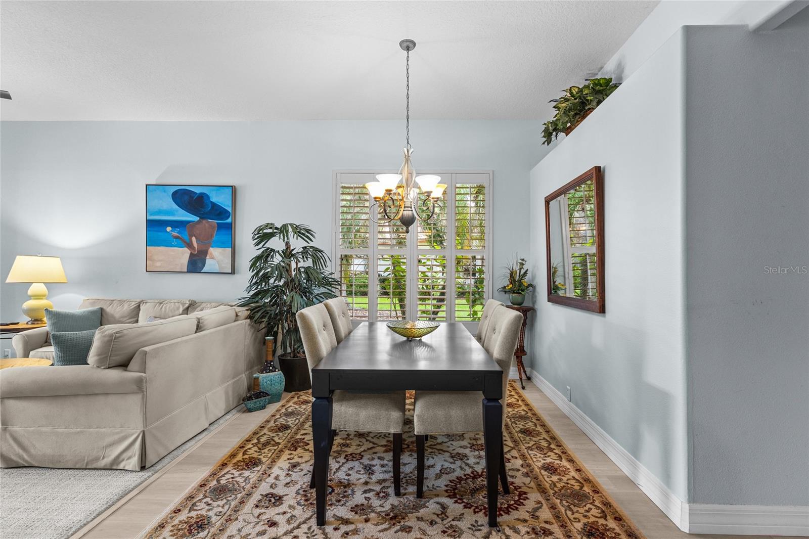 Listing Image #10