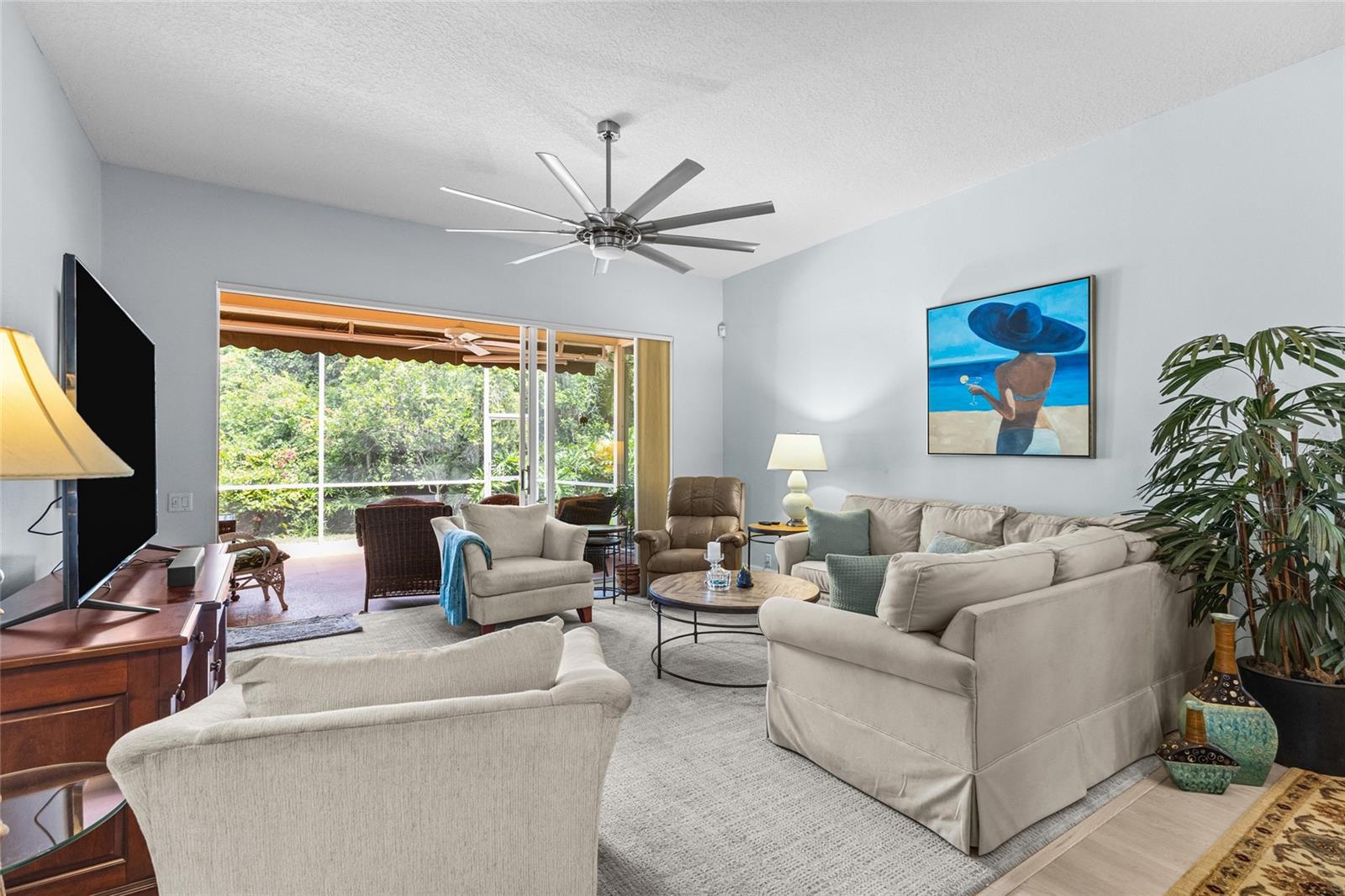Listing Image #13