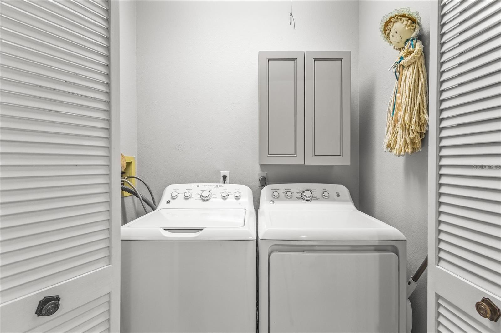 Listing Image #32