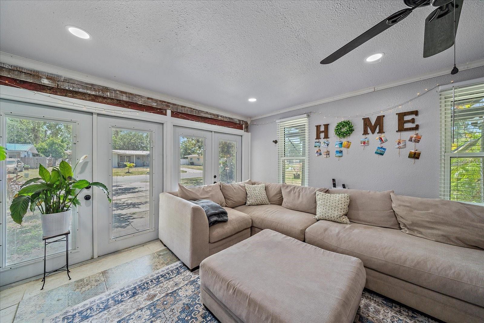 Listing Image #3