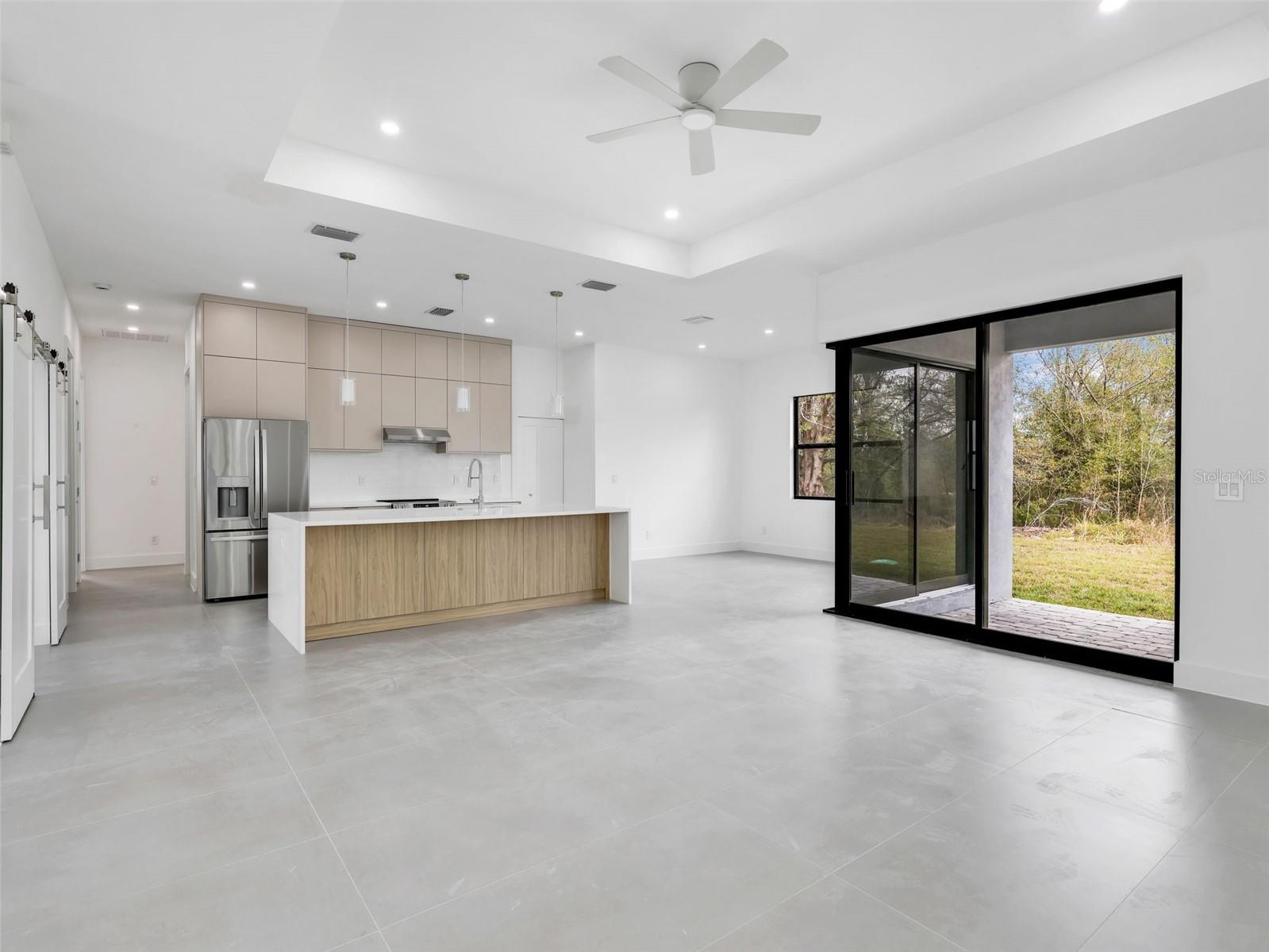 Listing Image #4