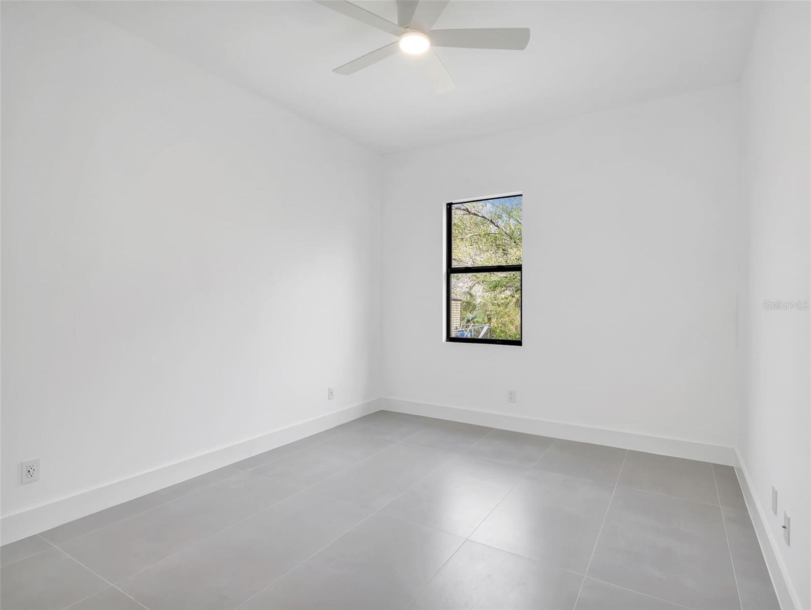 Listing Image #24