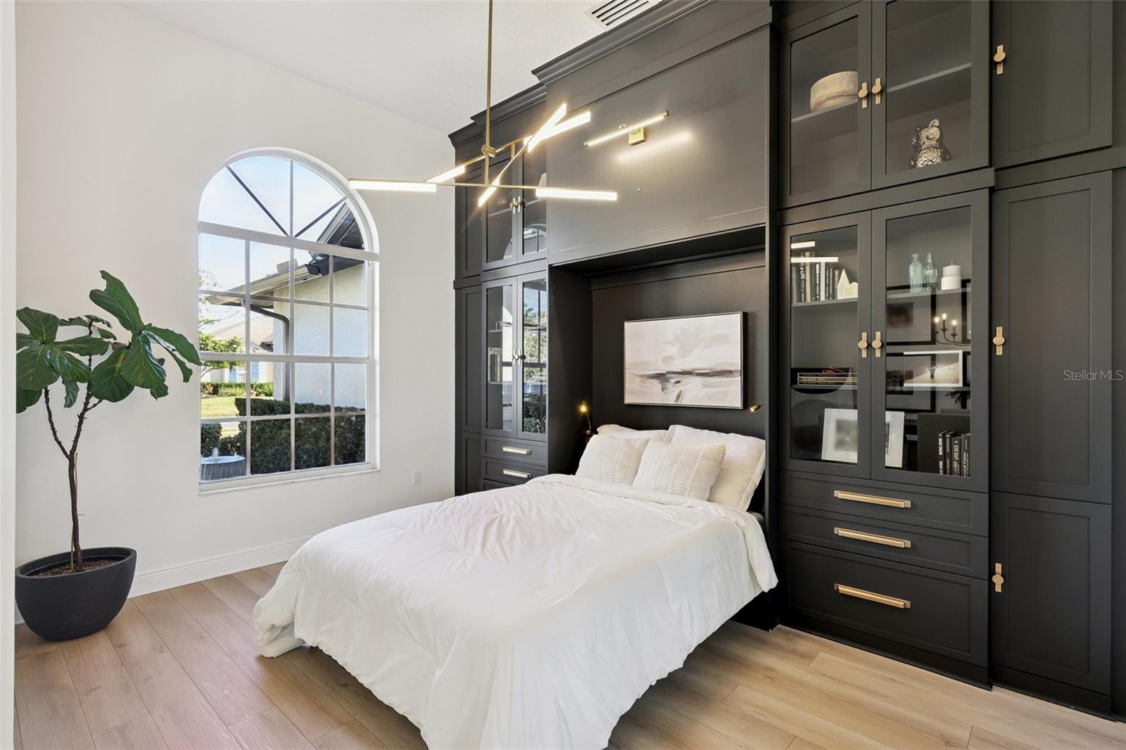 Listing Image #7