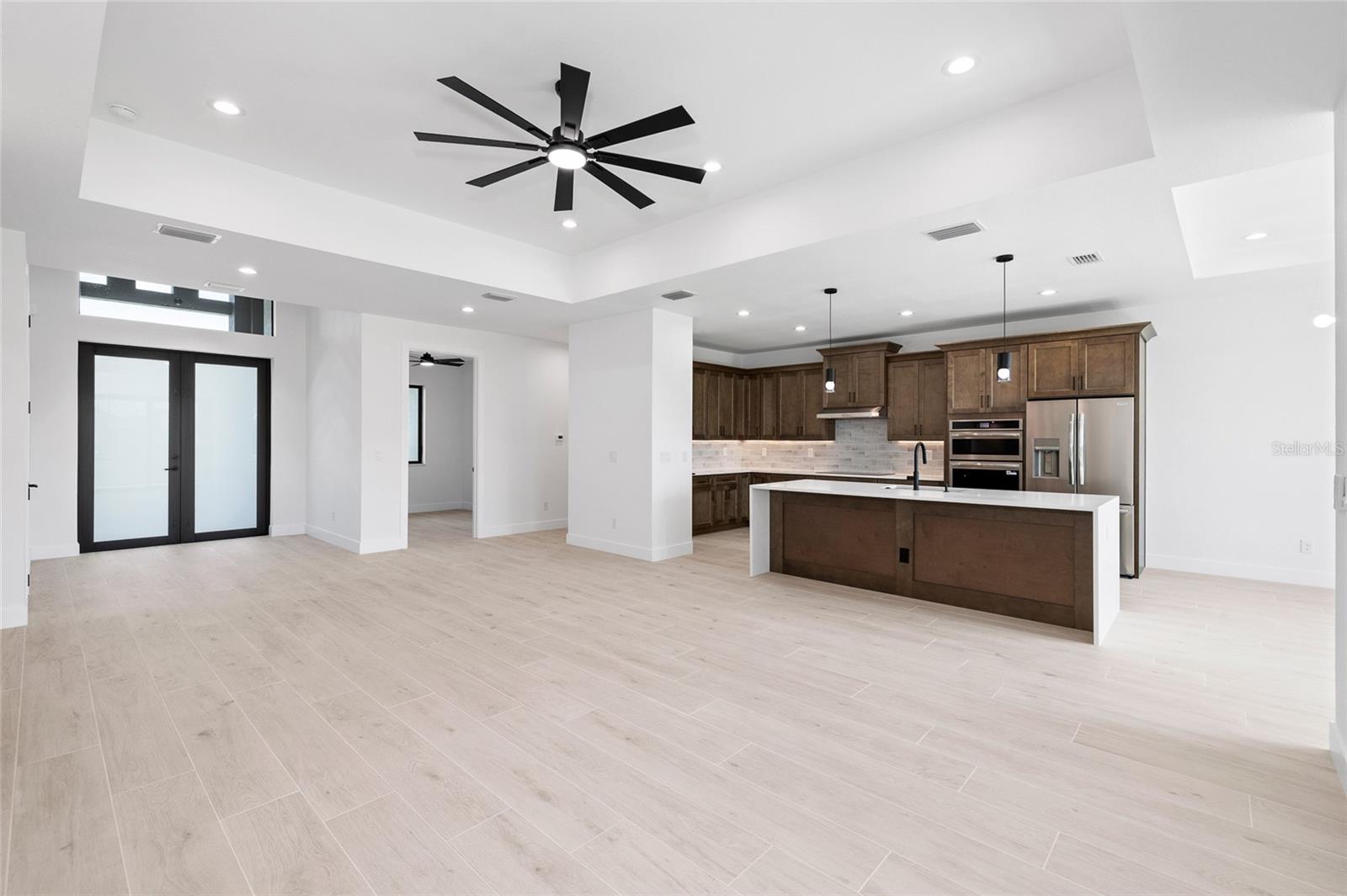 Listing Image #7