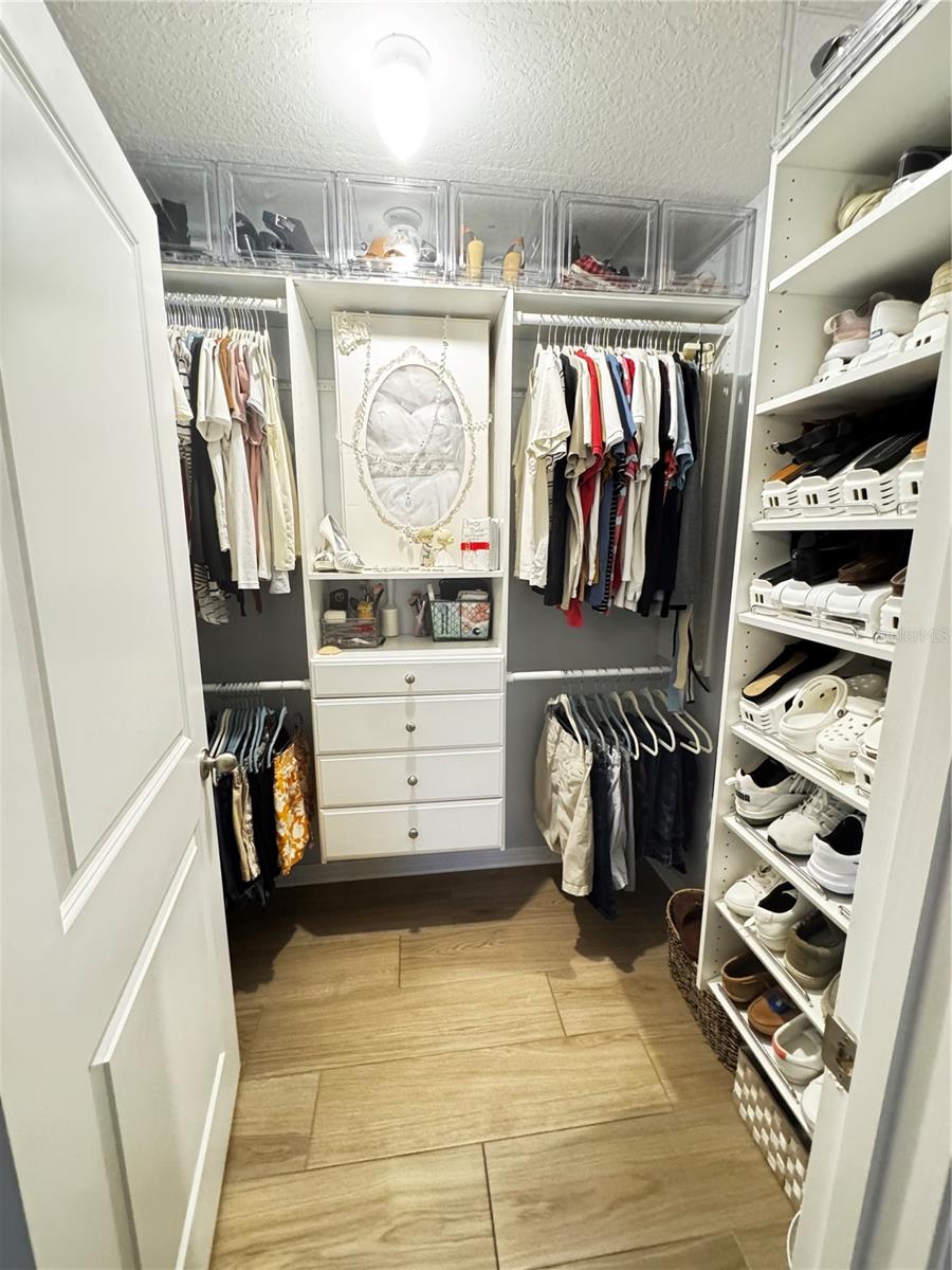 Listing Image #12