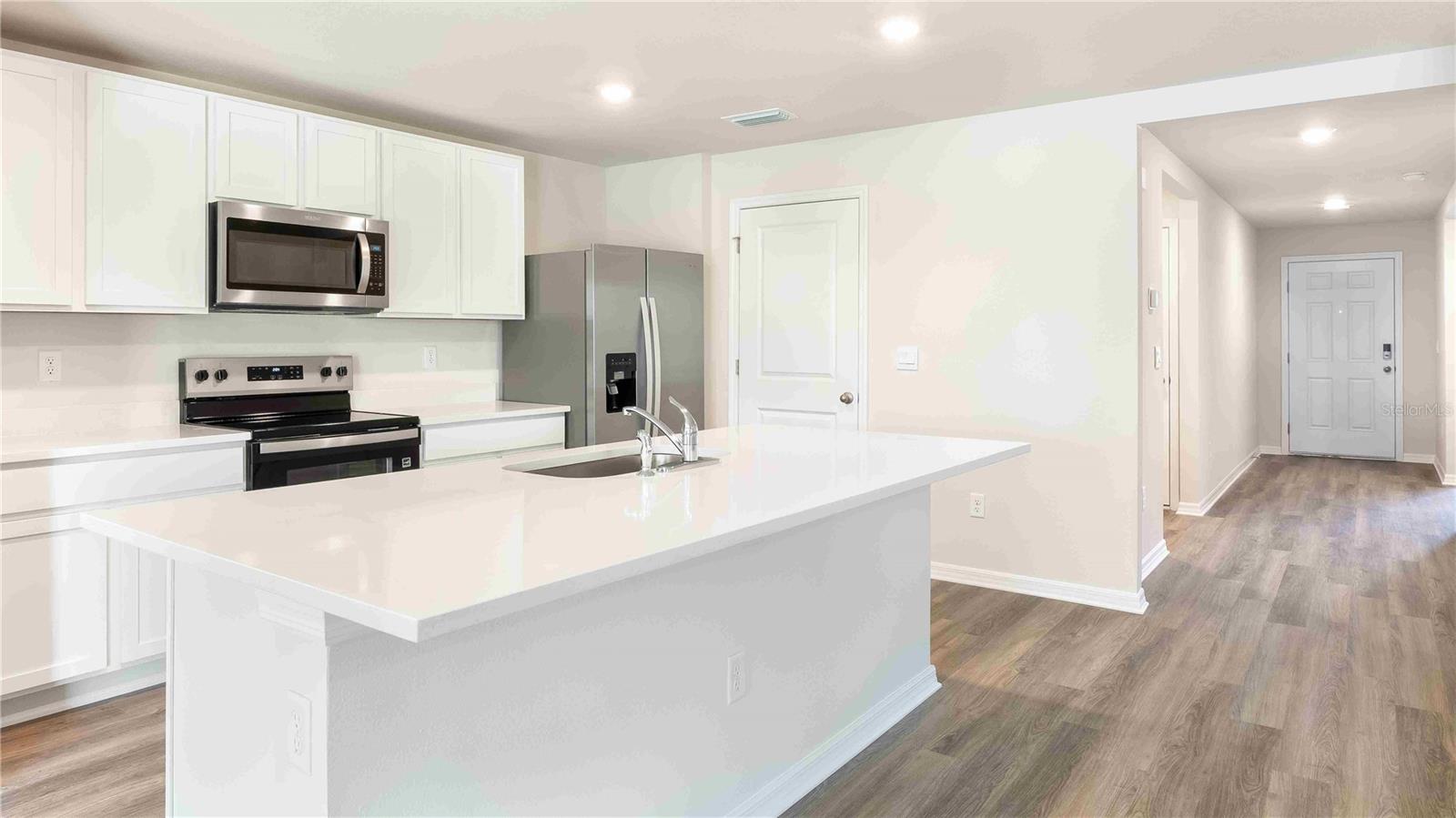 Listing Image #5