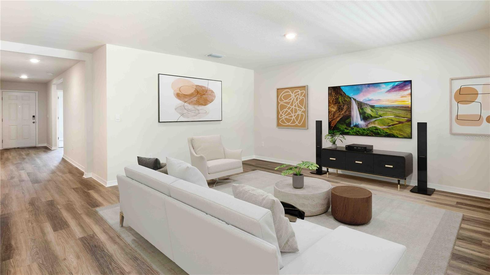 Listing Image #9