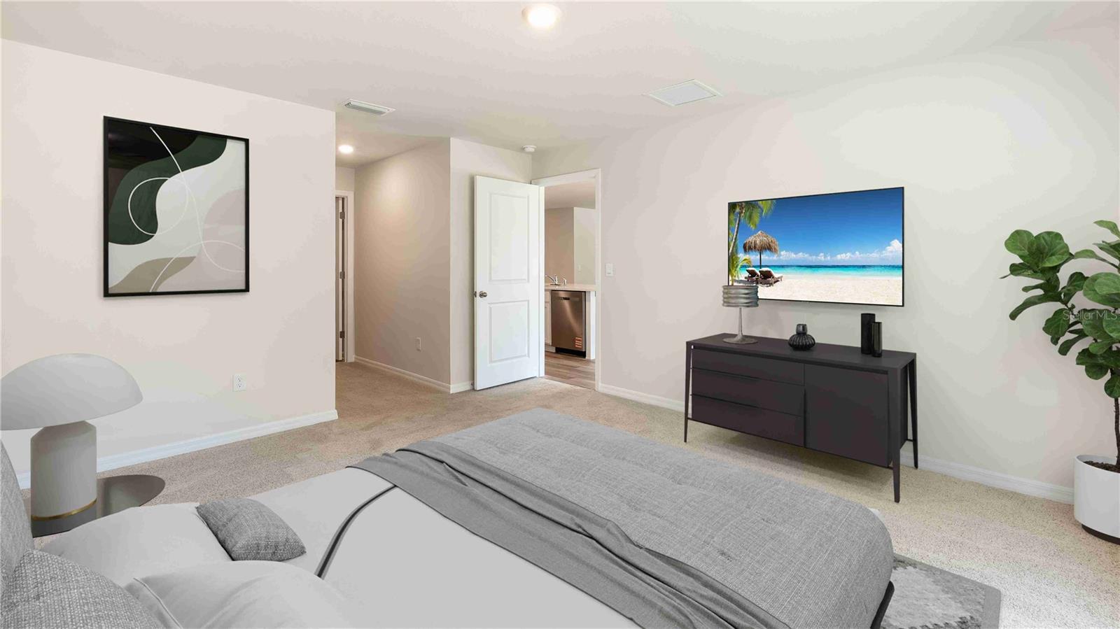 Listing Image #12