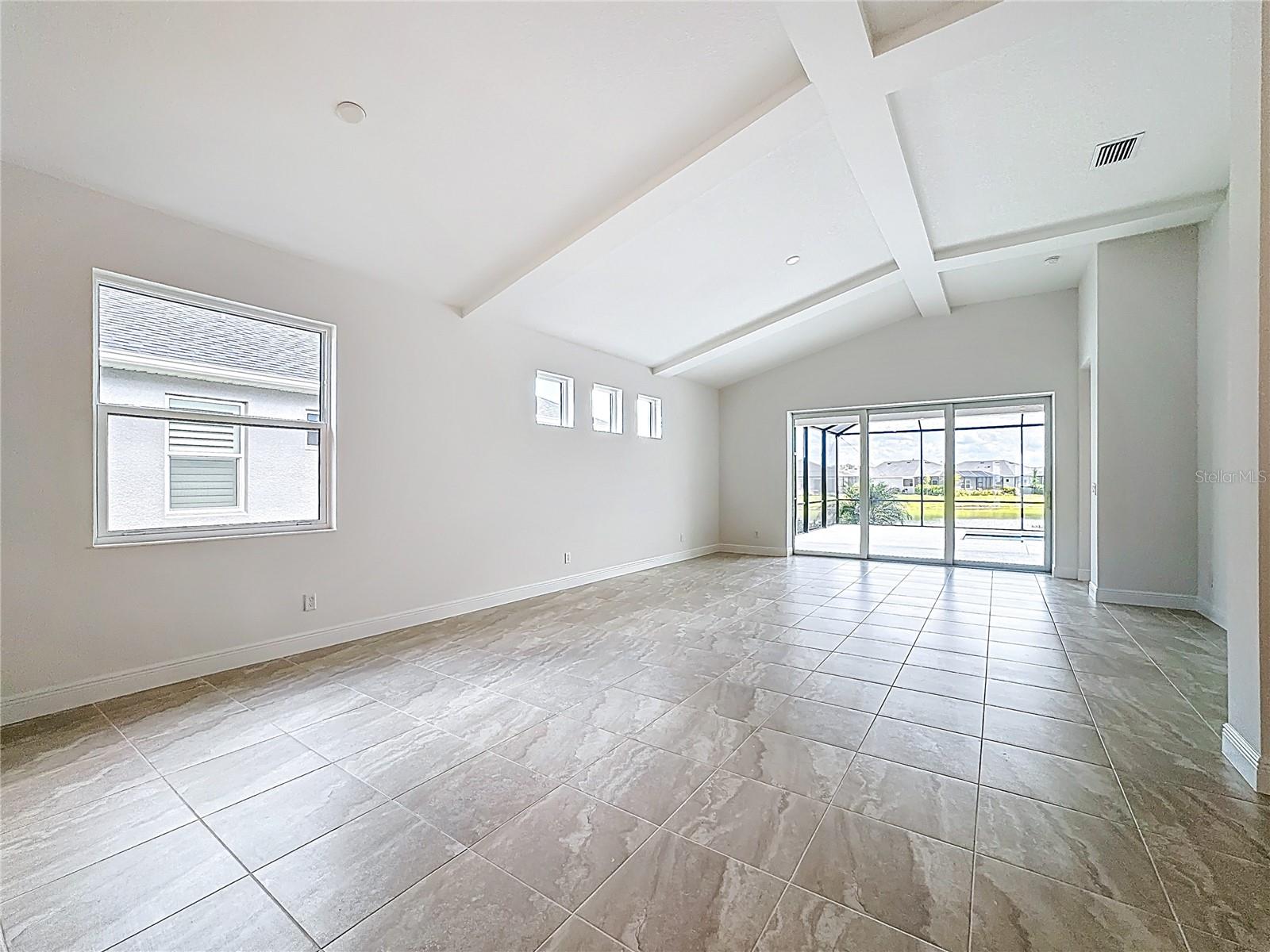Listing Image #13