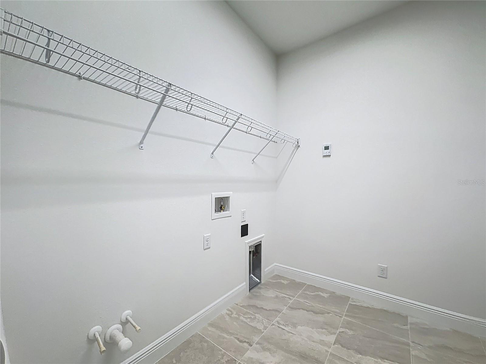 Listing Image #41