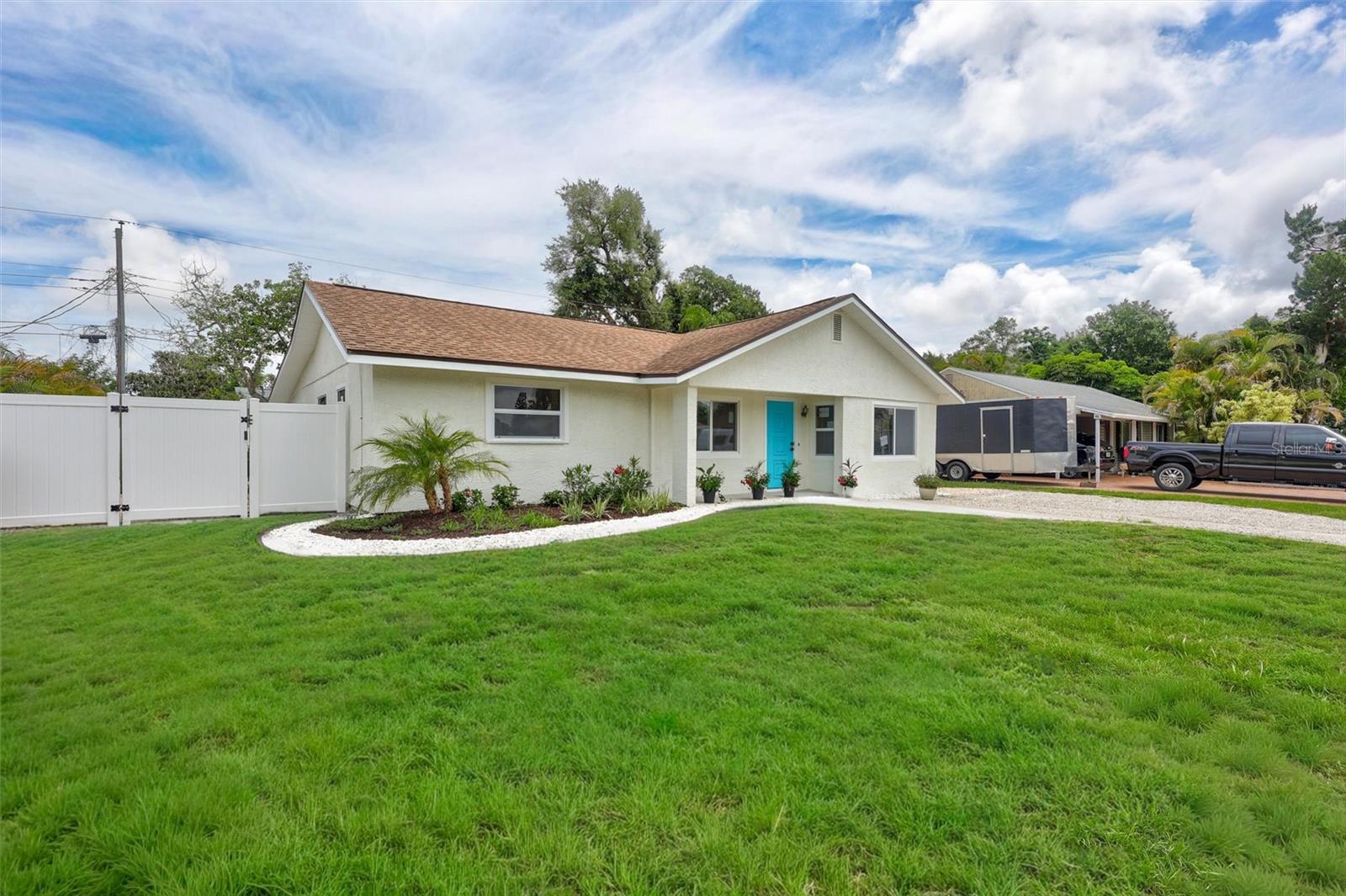 Listing Image #3