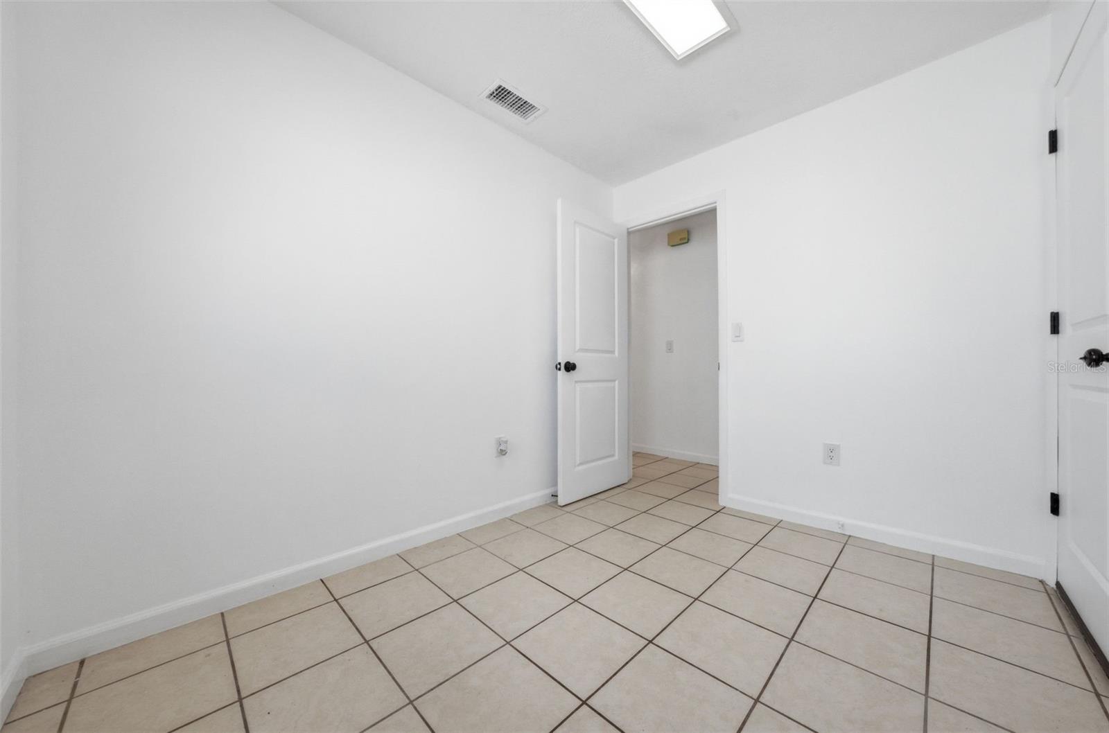 Listing Image #24
