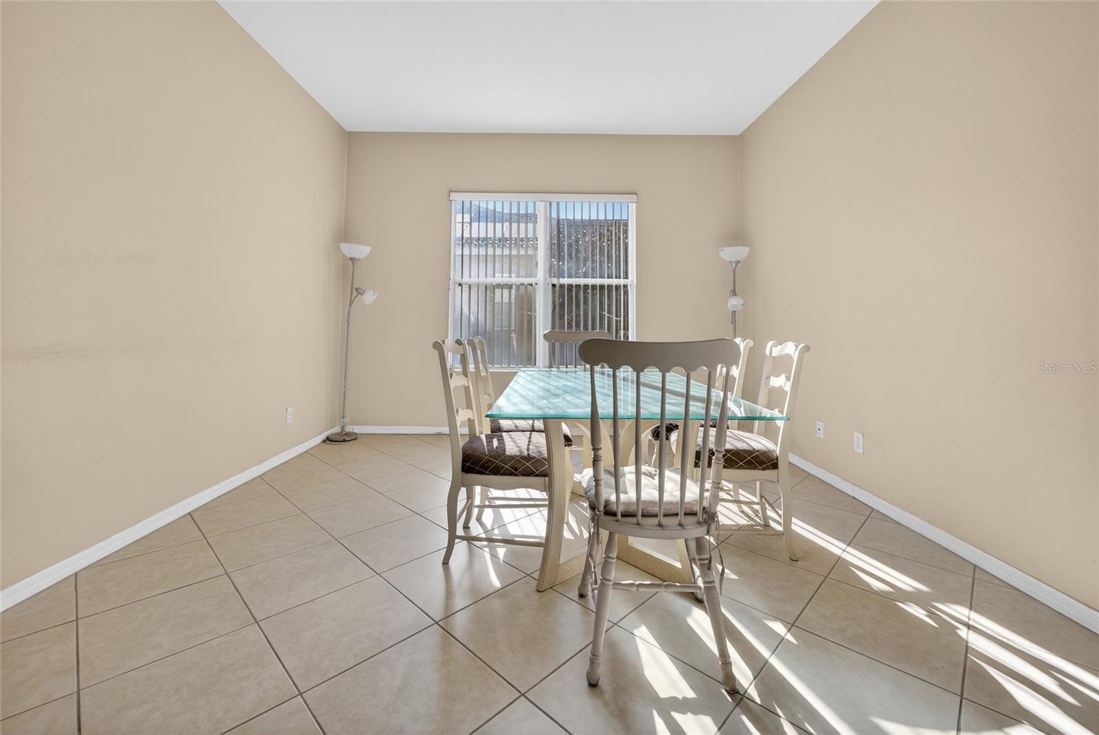 Listing Image #11