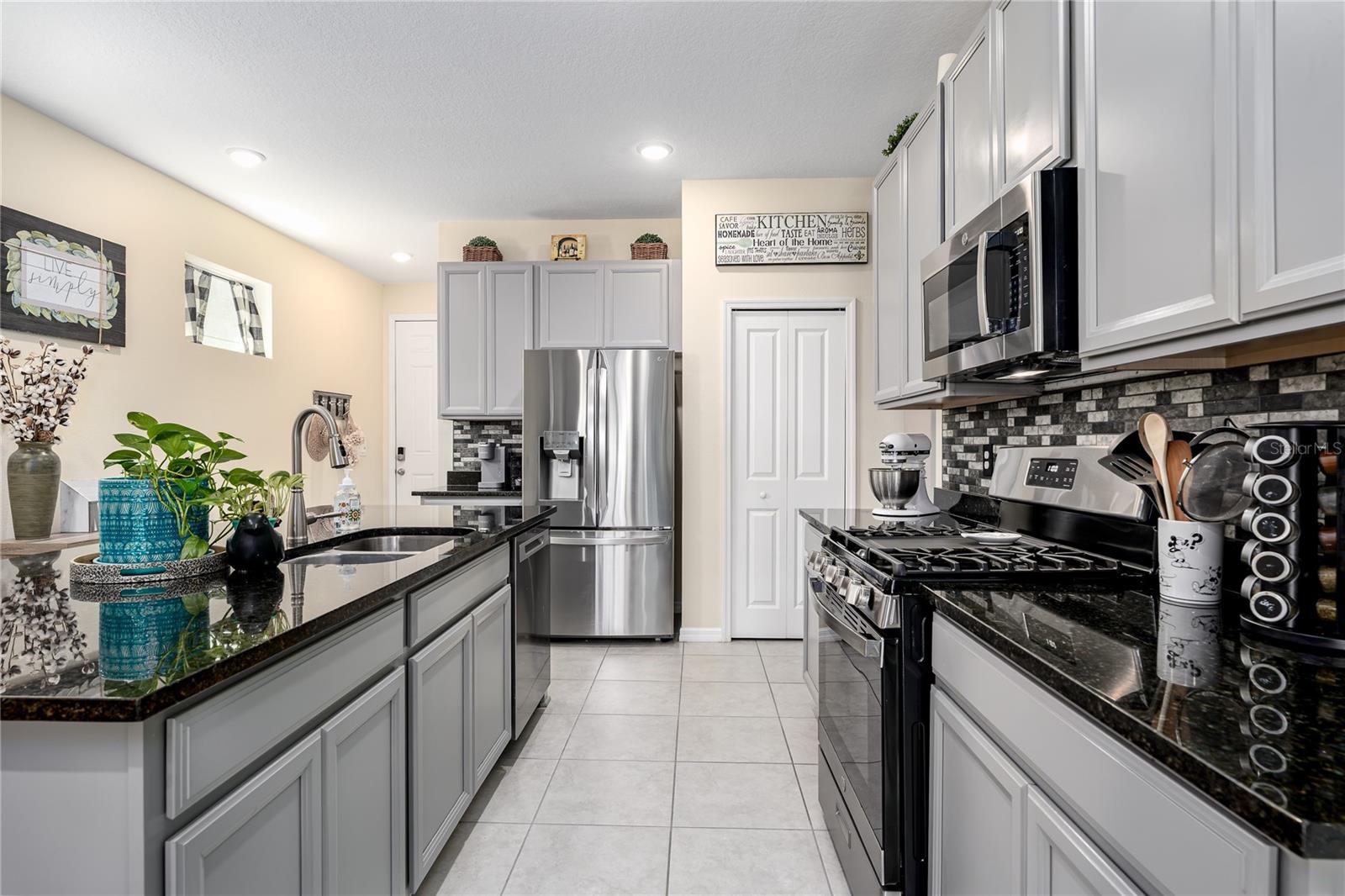Listing Image #7