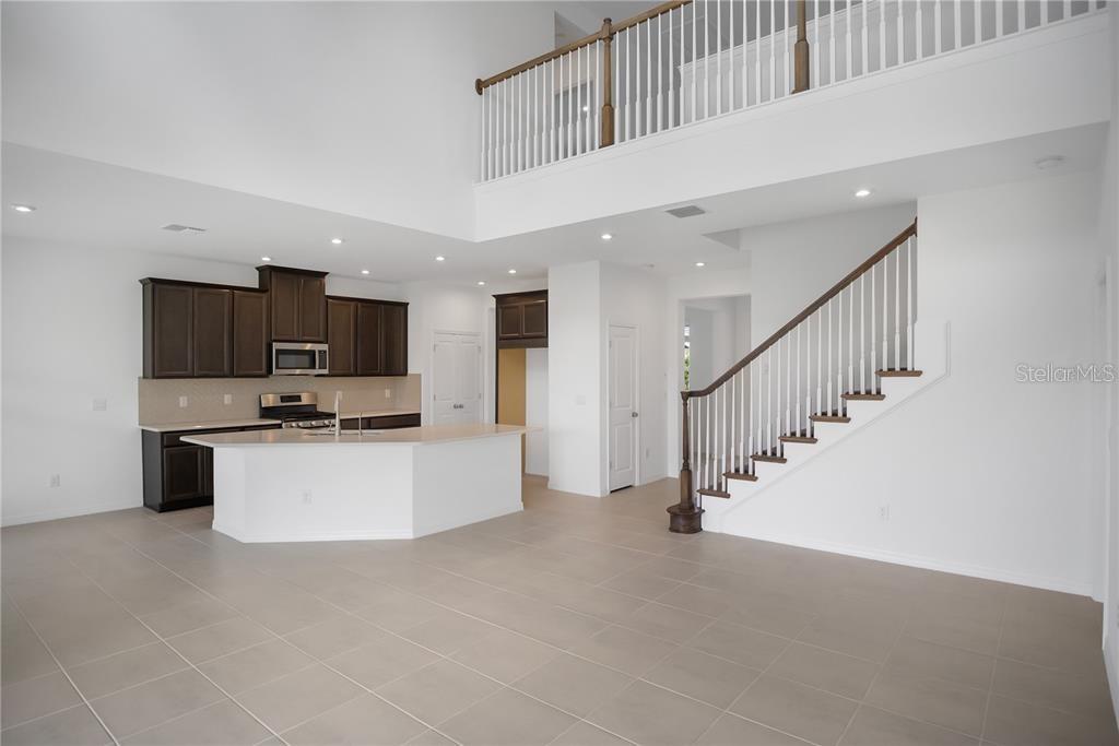 Listing Image #3