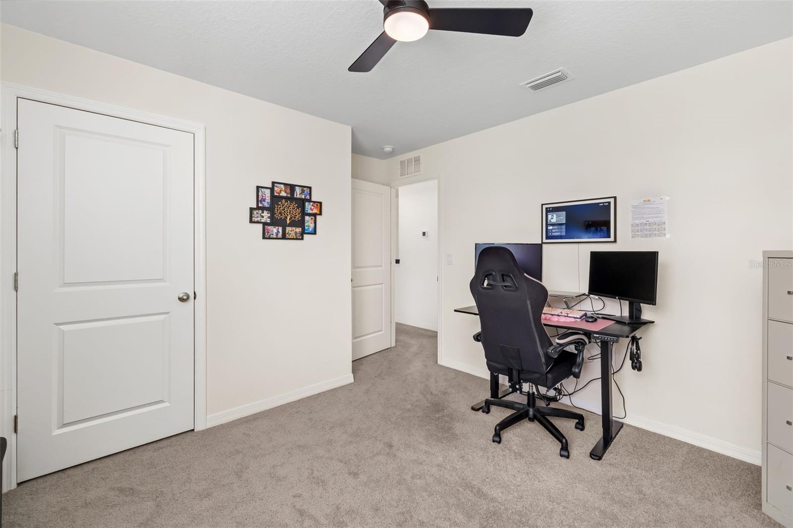 Listing Image #44