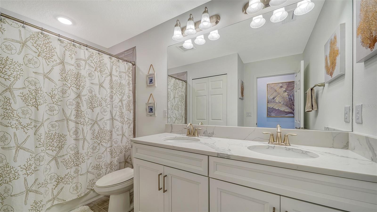 Listing Image #33