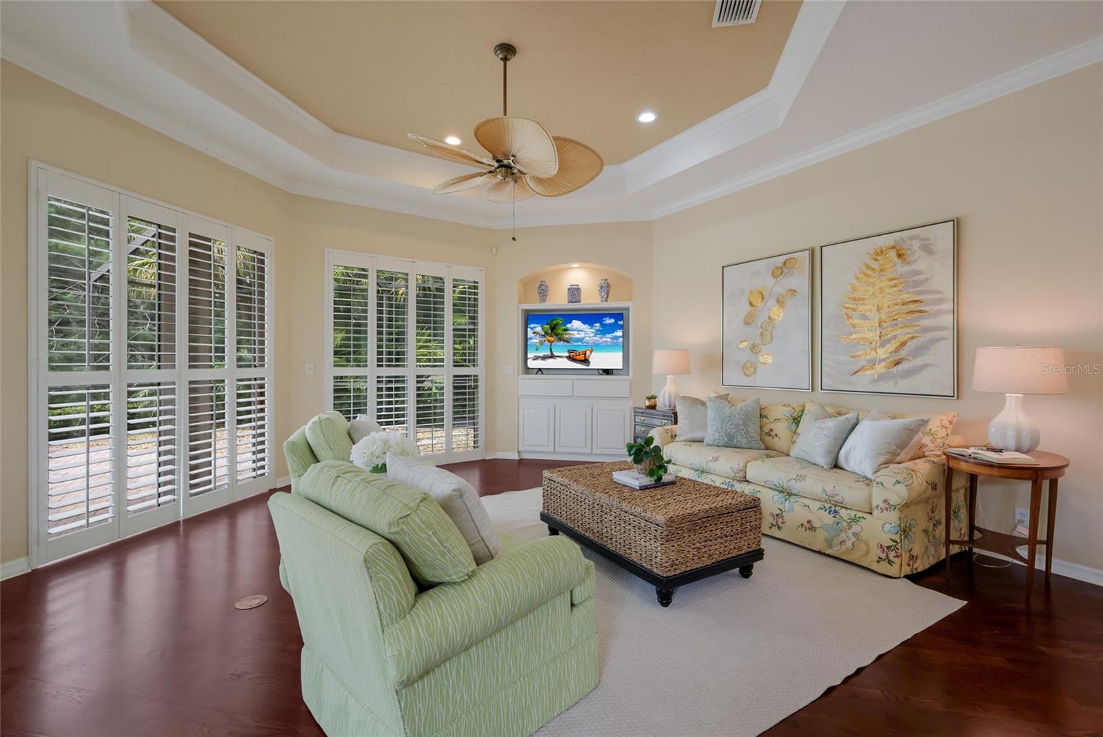 Listing Image #10