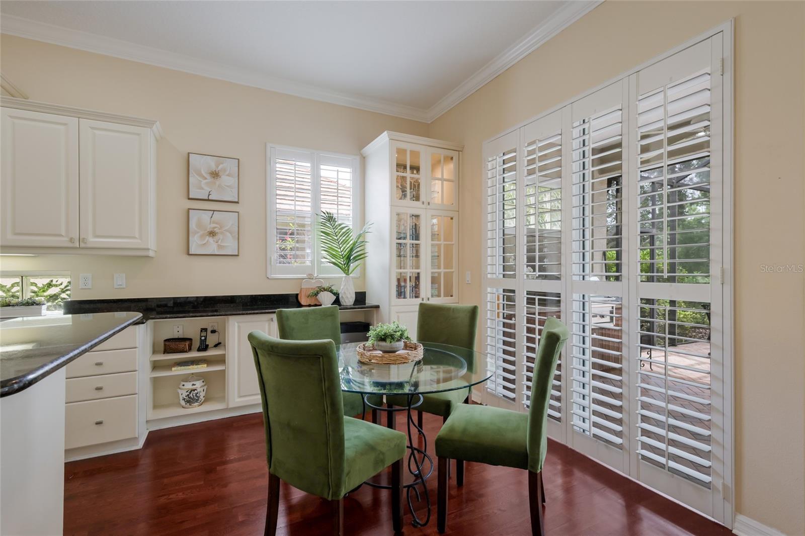 Listing Image #13