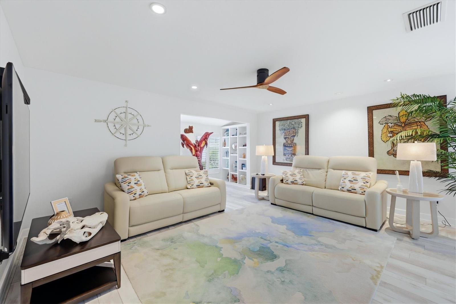 Listing Image #5