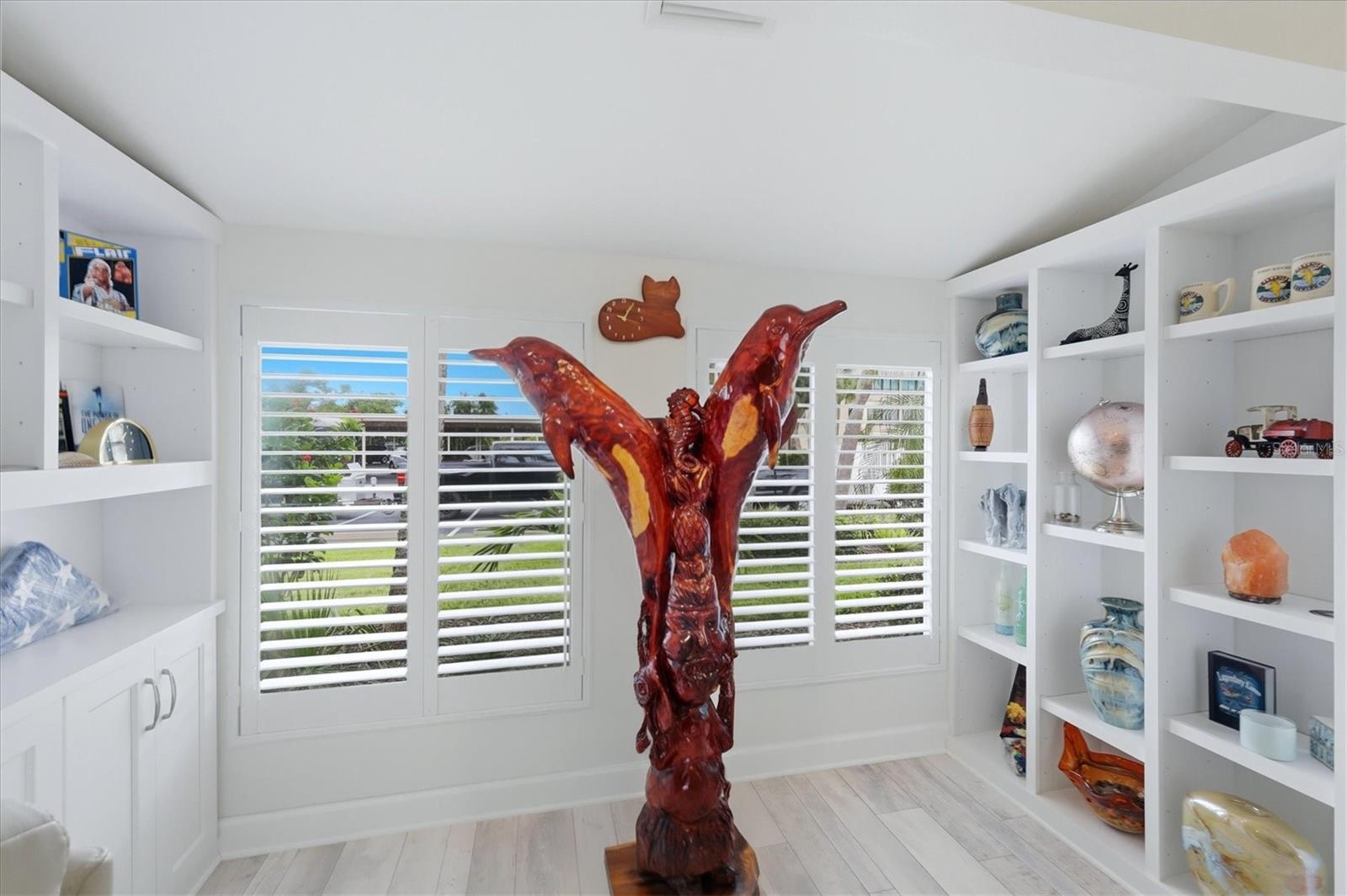 Listing Image #6