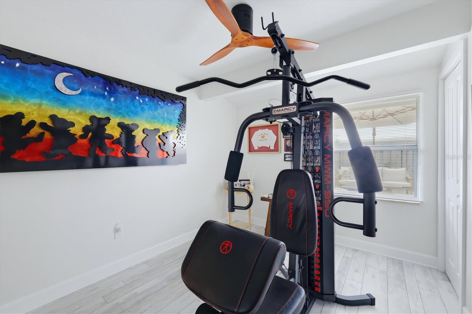 Listing Image #24