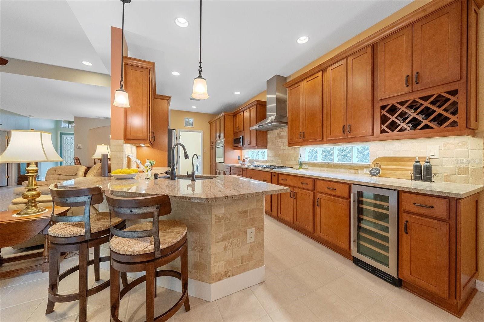 Listing Image #8