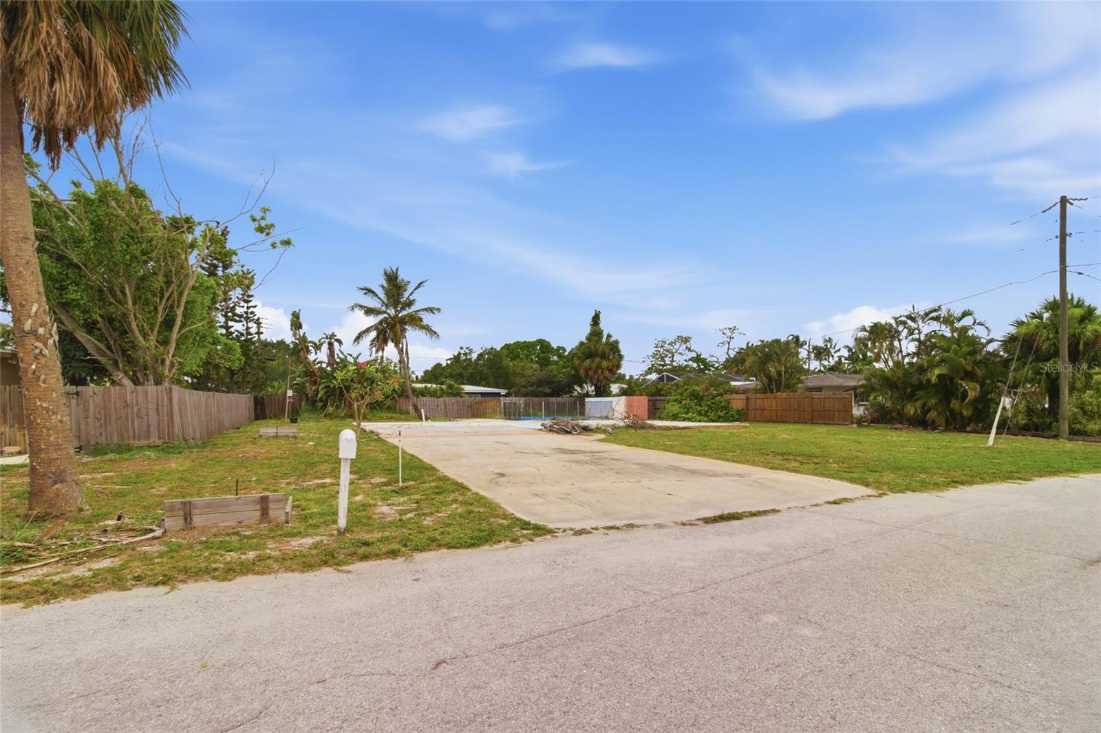 Listing Image #5