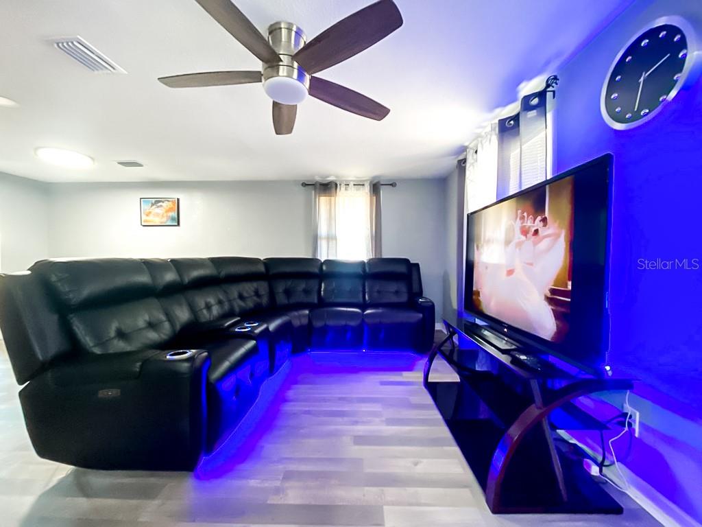 Listing Image #2