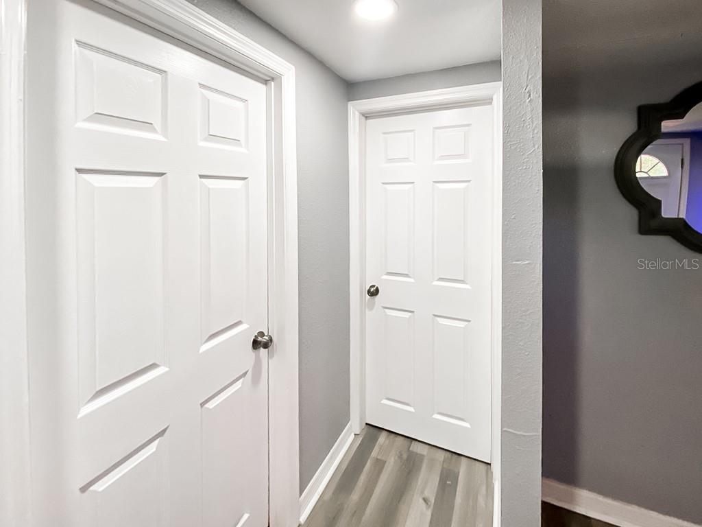 Listing Image #12