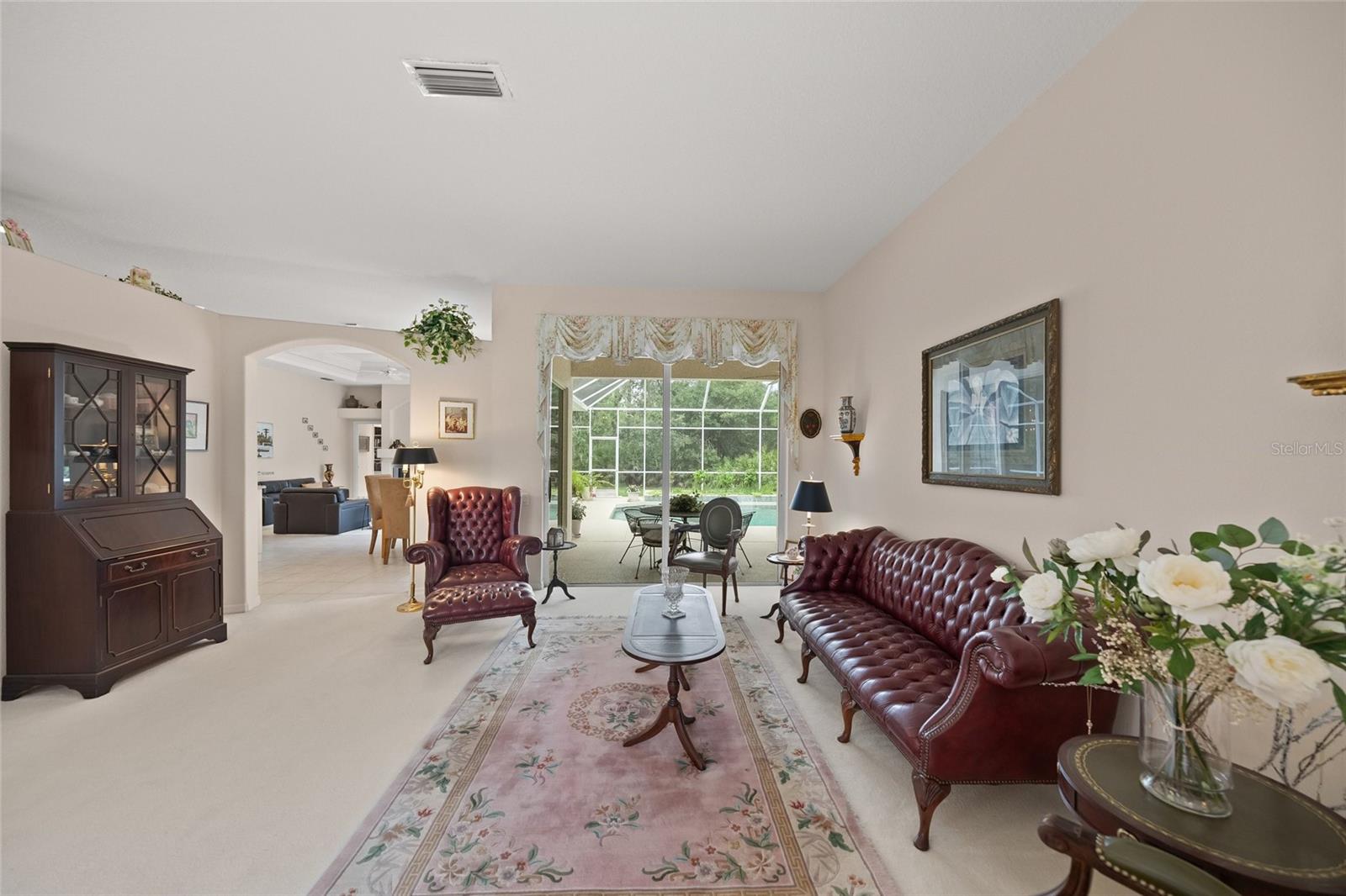 Listing Image #12