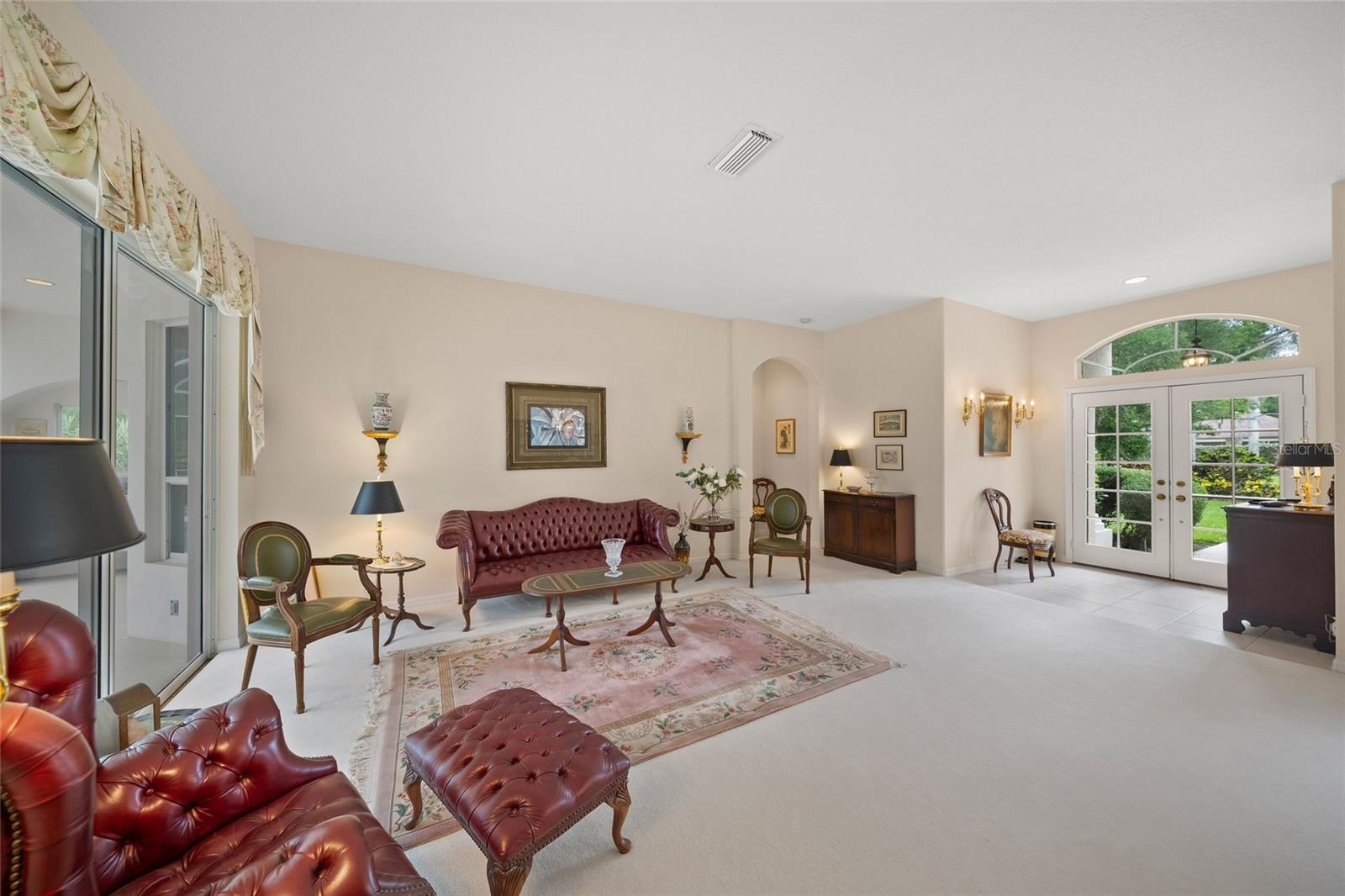 Listing Image #13