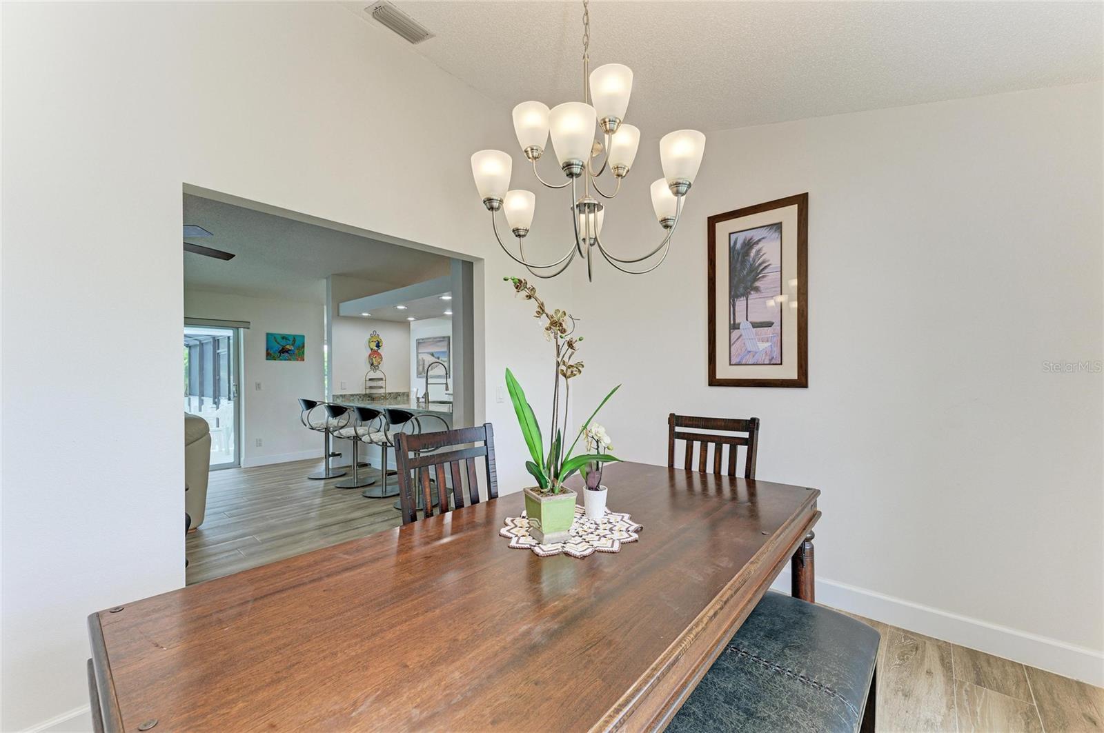 Listing Image #16
