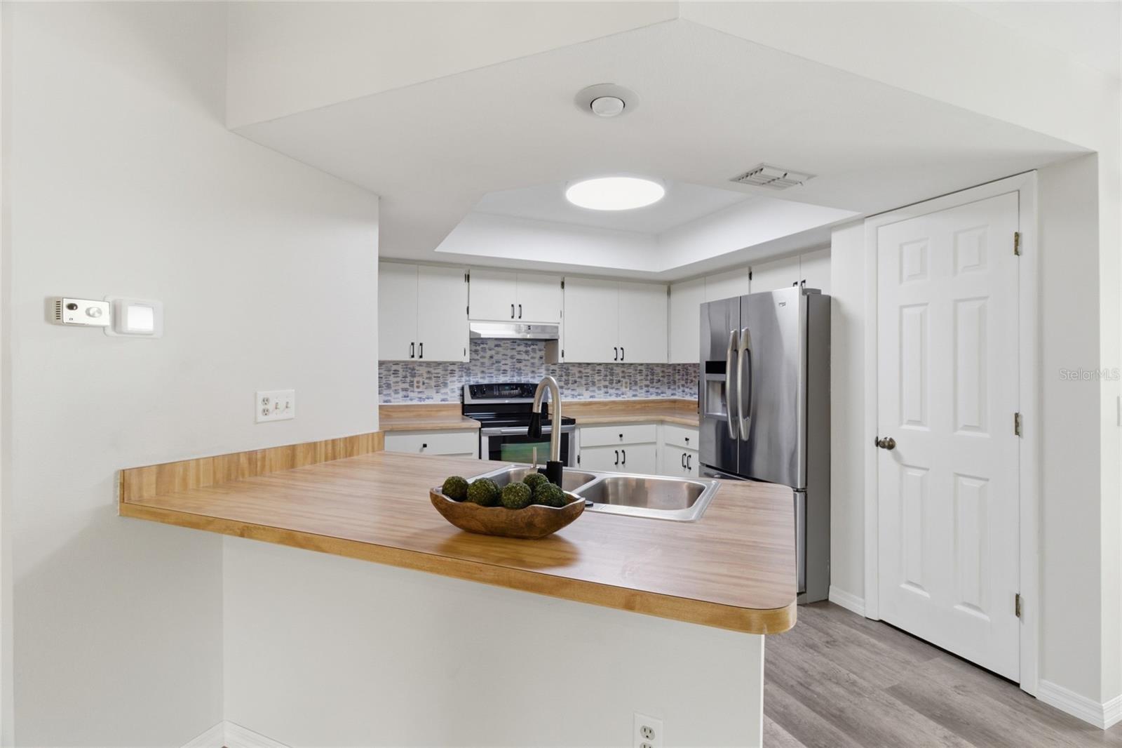 Listing Image #8