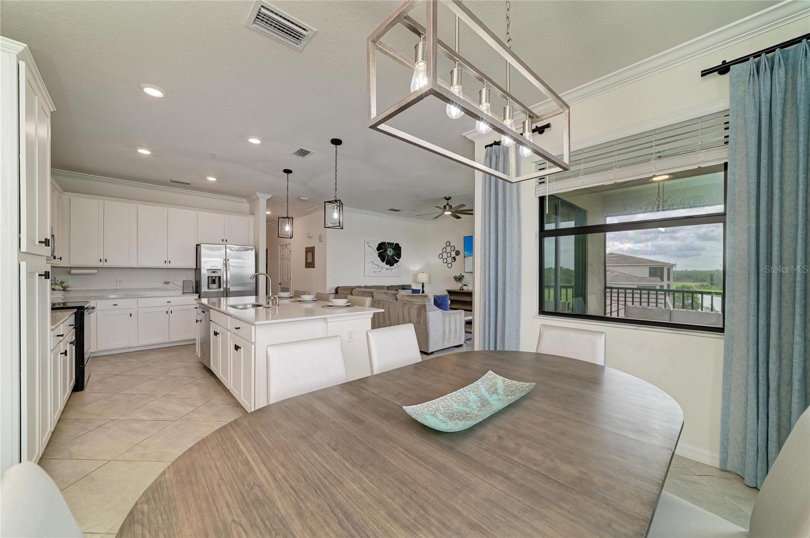 Listing Image #18