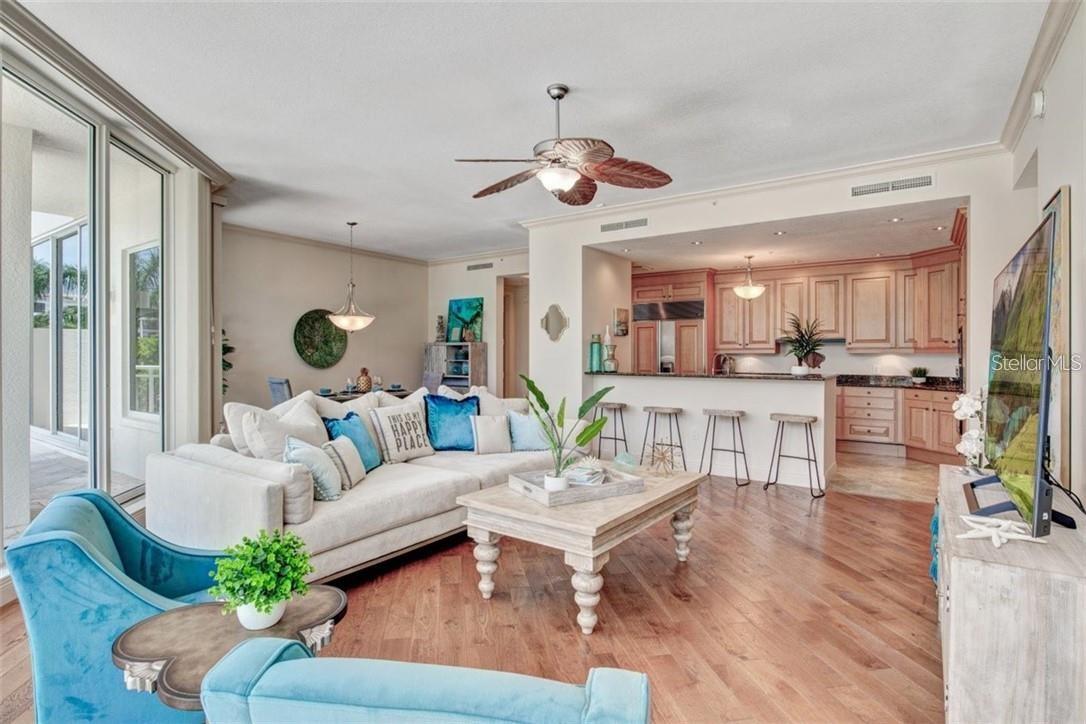 Listing Image #7